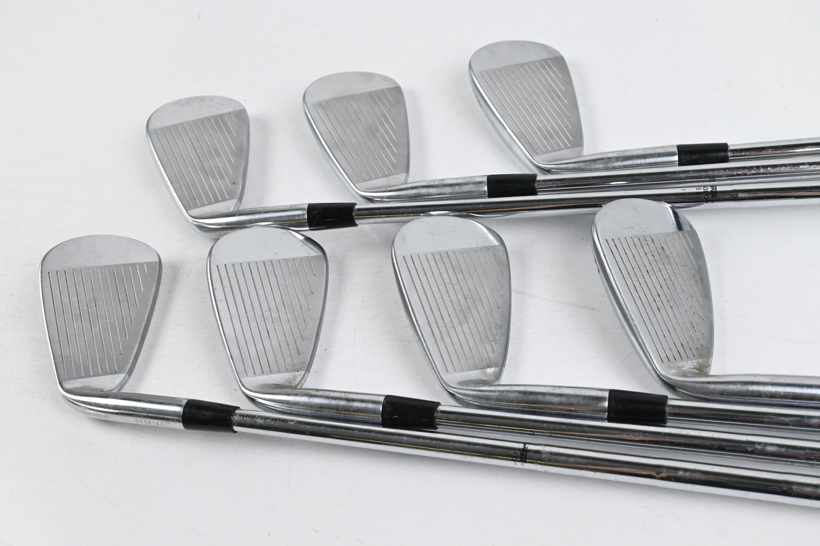 Mizuno JPX 825 Irons / 4-PW / X-Flex Dynamic Gold X100 Shafts