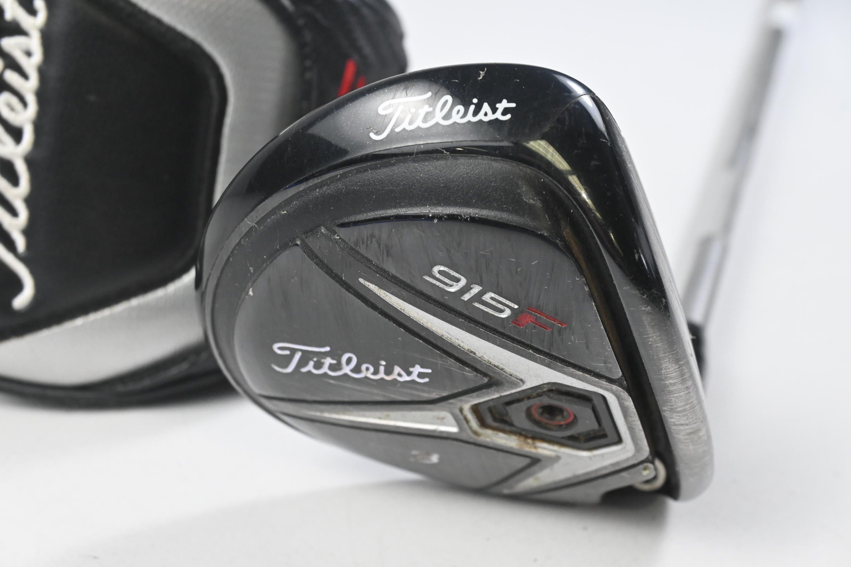 Titleist 915 F #3 Wood / 15 Degree / Regular Flex Diamana M+ Red 60 Shaft