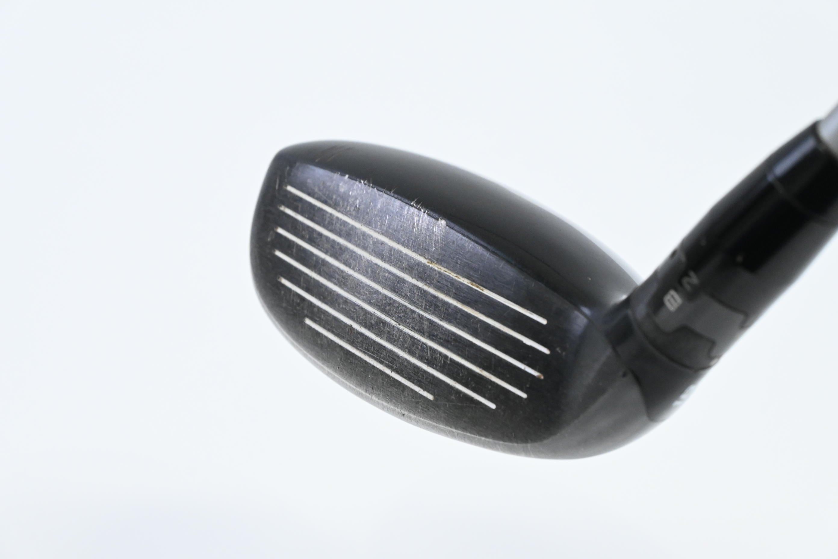 Titleist 915H #2 Hybrid / 18 Degree / Stiff Flex Diamana S+ 70 Shaft