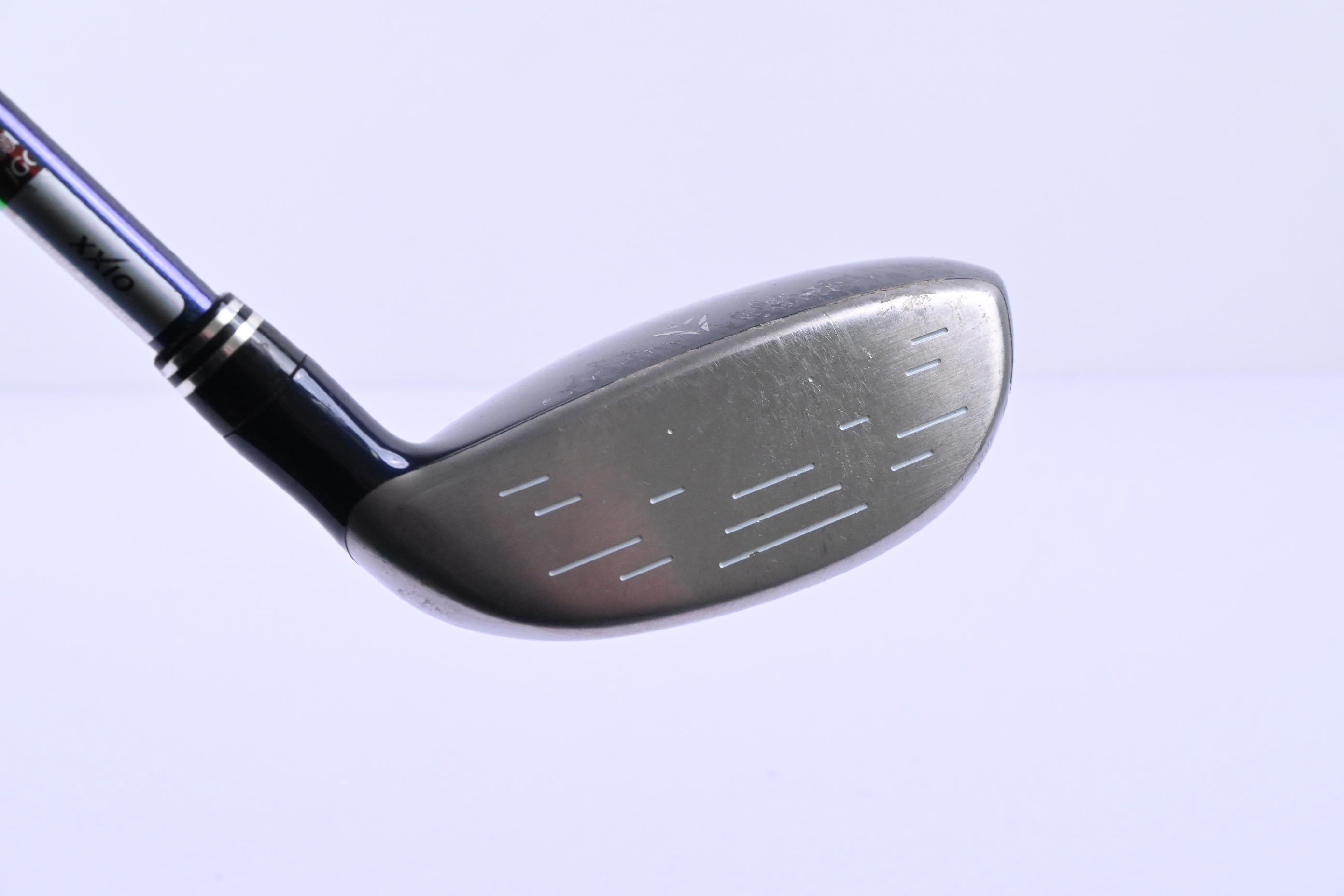 Left Hand XXIO 9 #5 Wood / 18 Degree / Regular Flex XXIO MP900 42 Shaft