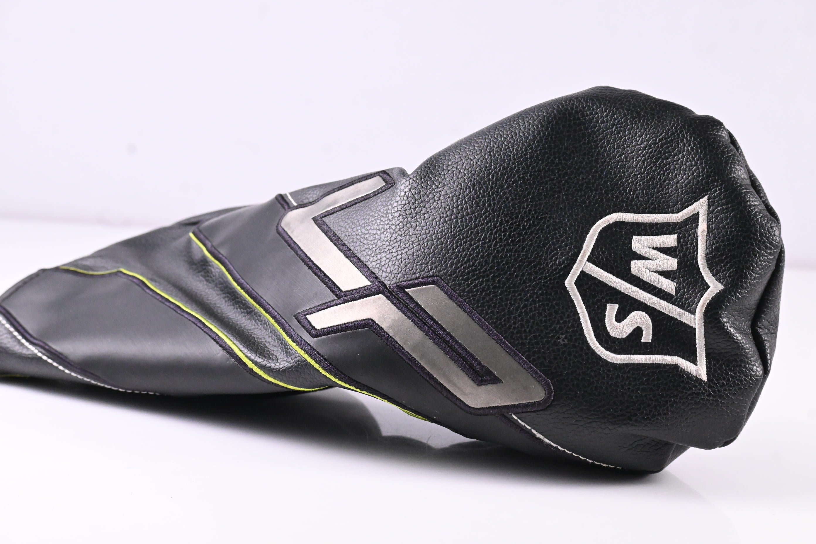 Wilson Launch Pad 2022 Driver / 10.5 Degree / Regular Flex EvenFlow 55 Shaft
