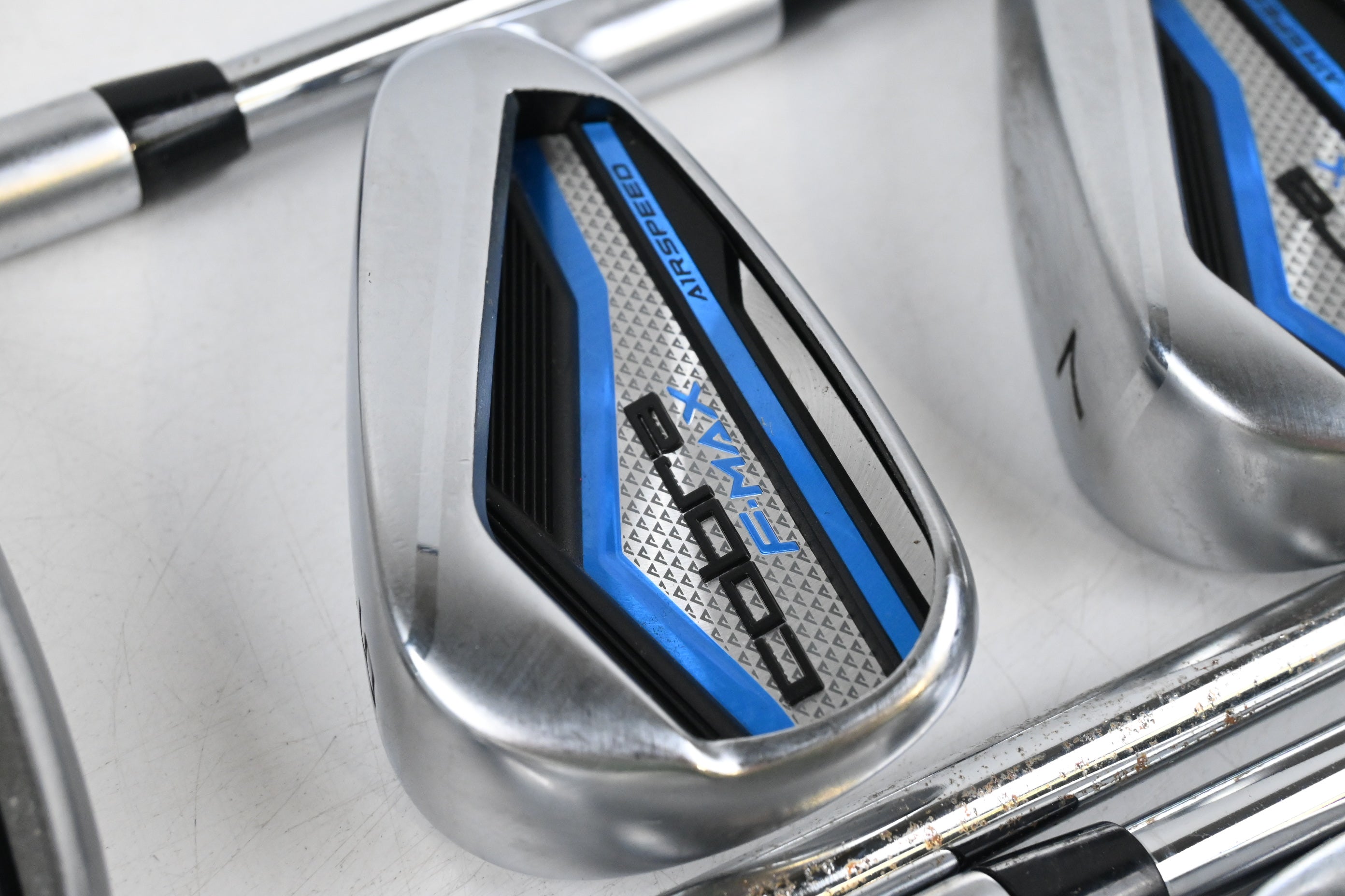 Cobra F-Max Airspeed Irons / 5-PW+SW / Regular Flex Cobra Air Speed Shafts