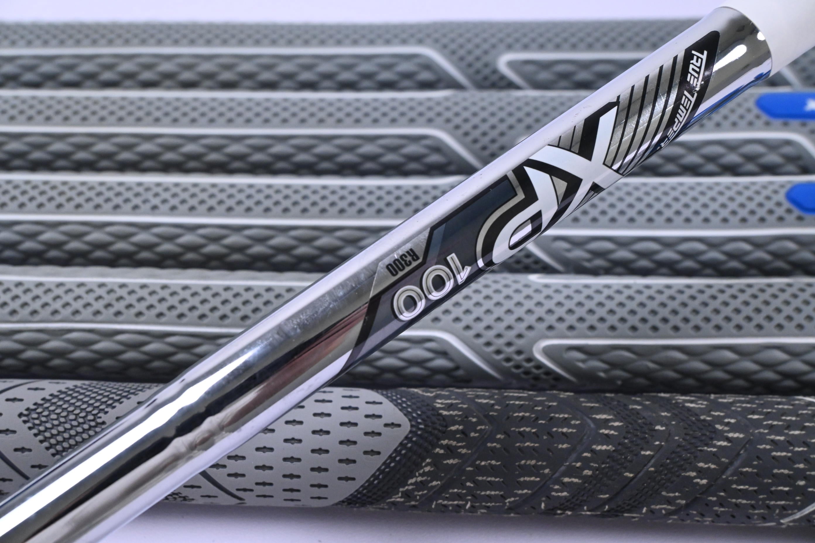 Taylormade M5 Irons / 5-PW / Regular Flex XP 100 R300 Shafts