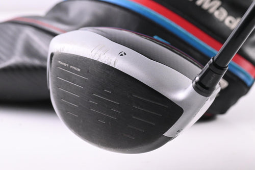 Taylormade M4 Driver / 10.5 Degree / Regular Flex Fujikura Atmos Red 5 Shaft
