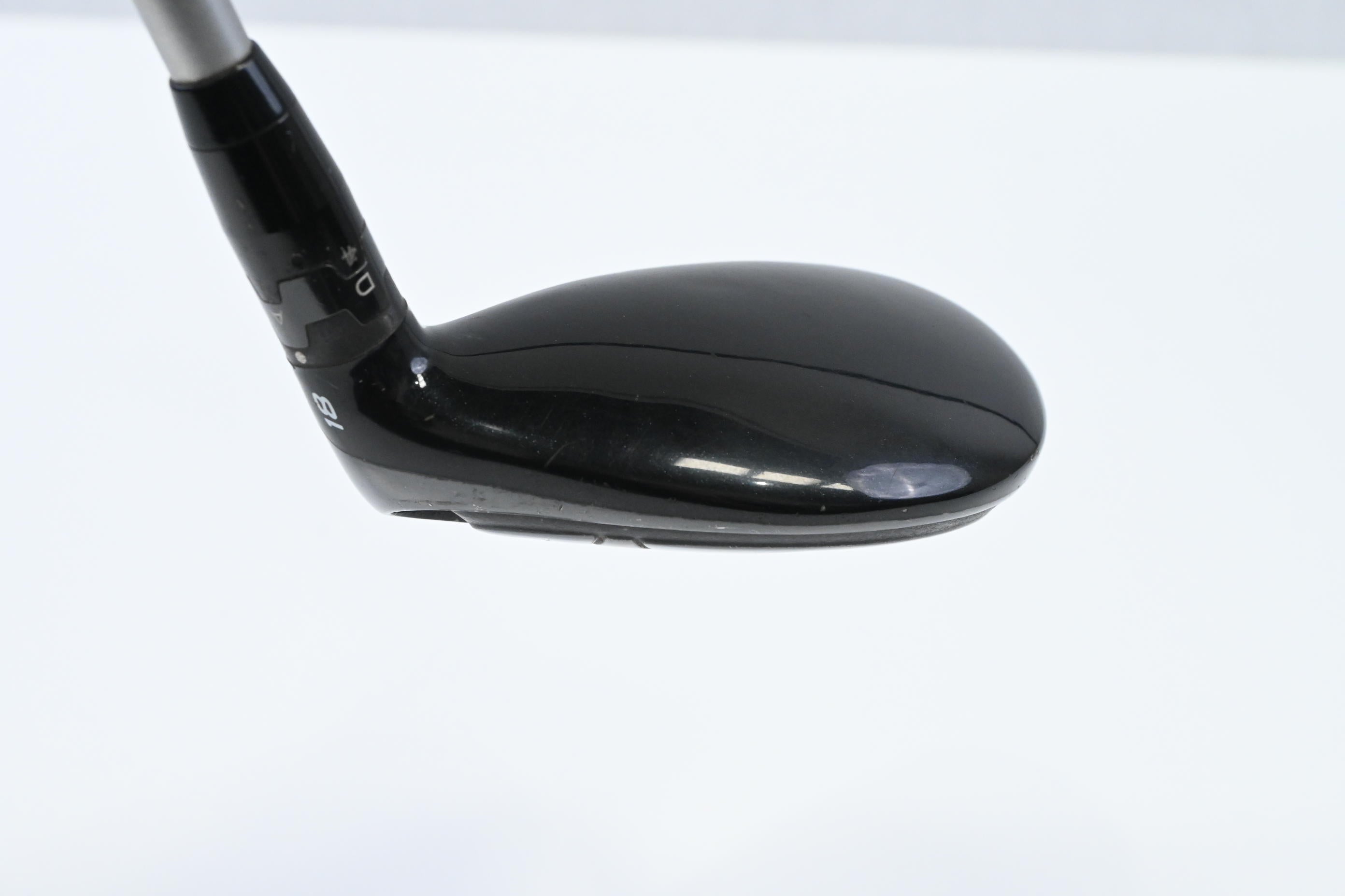Titleist 915H #2 Hybrid / 18 Degree / Stiff Flex Diamana S+ 70 Shaft