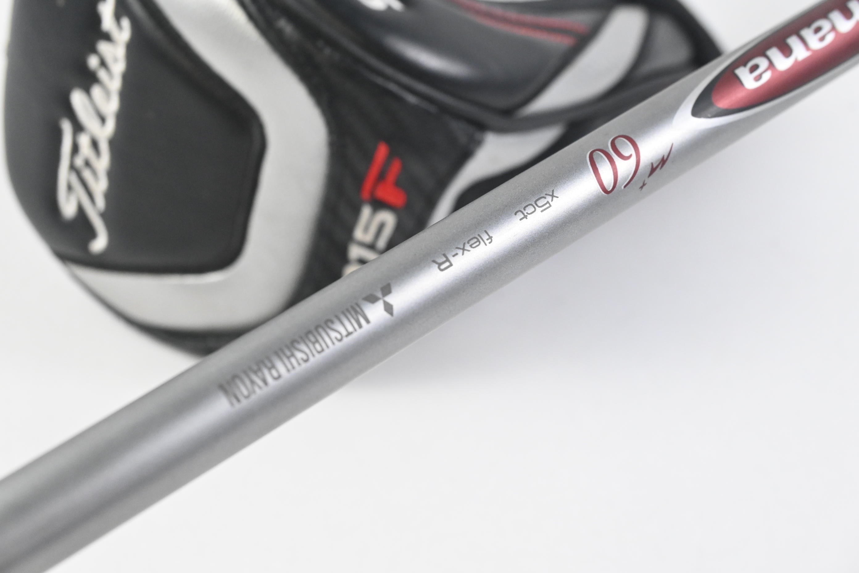 Titleist 915 F #3 Wood / 15 Degree / Regular Flex Diamana M+ Red 60 Shaft