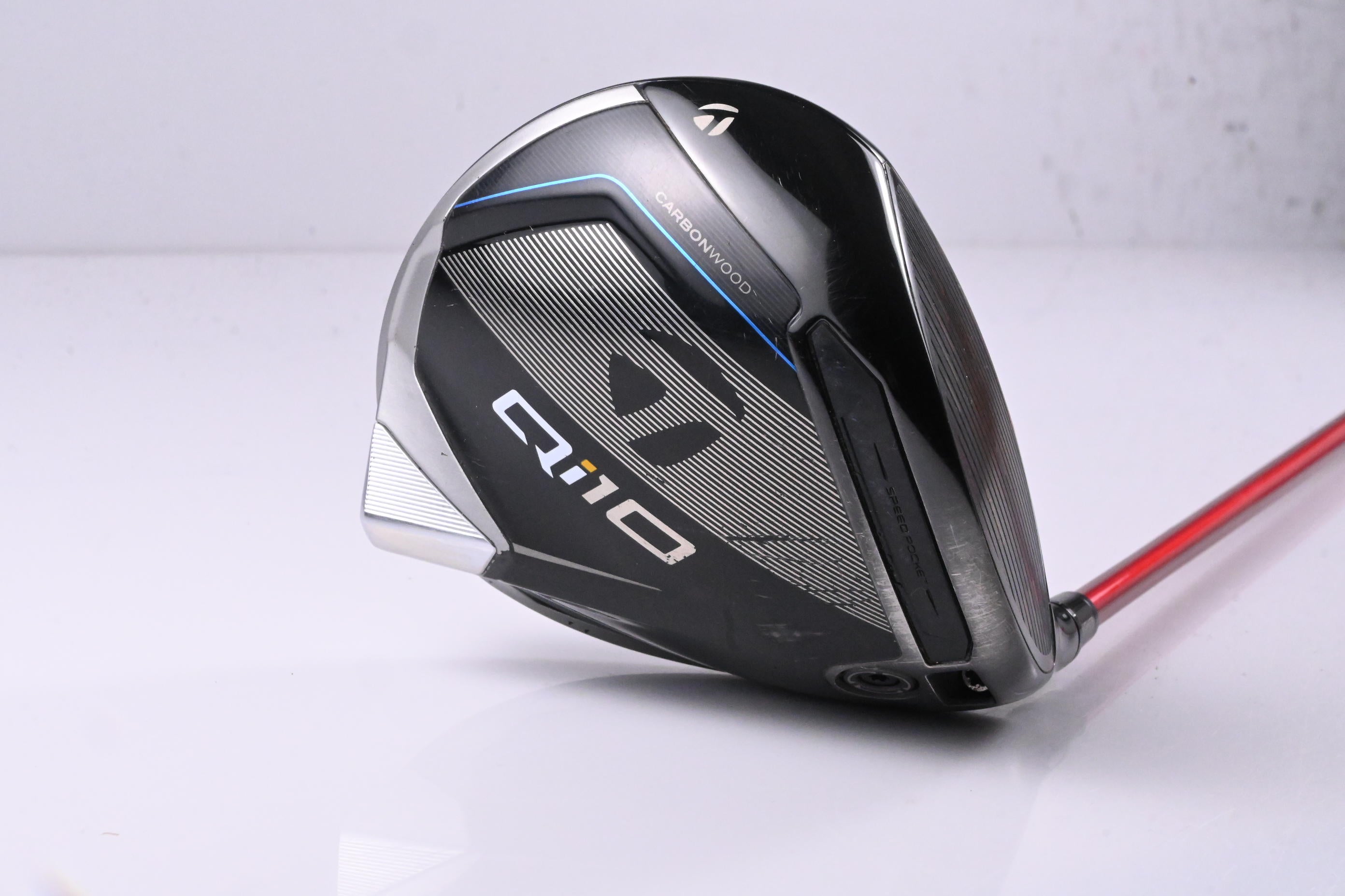 Taylormade Qi10 Driver / 10.5 Degree / Regular Flex Fujikura Ventus Red 5 Shaft