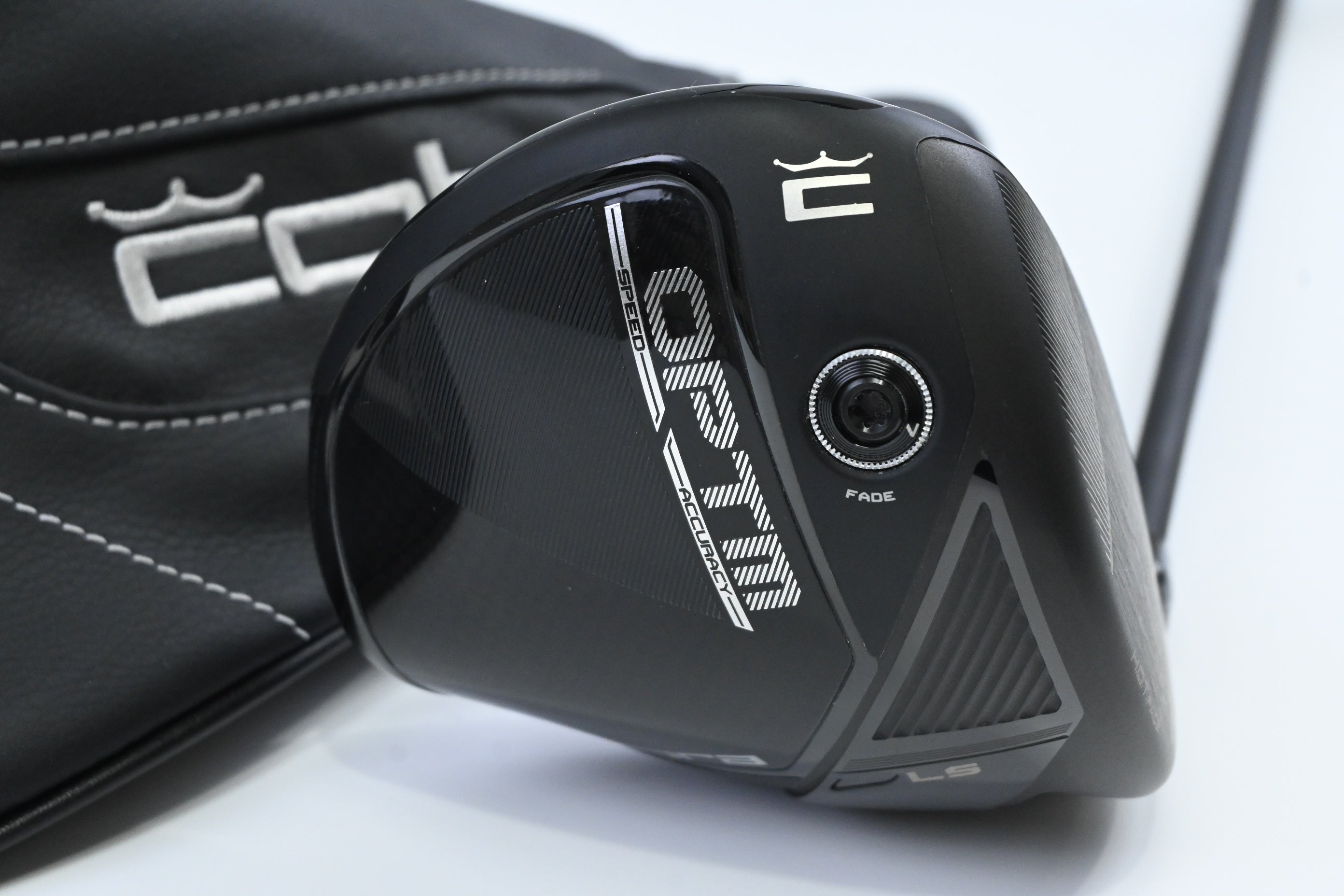 Cobra OPTM LS Driver / 9 Degree / Stiff Flex Kai'li White 60 Shaft