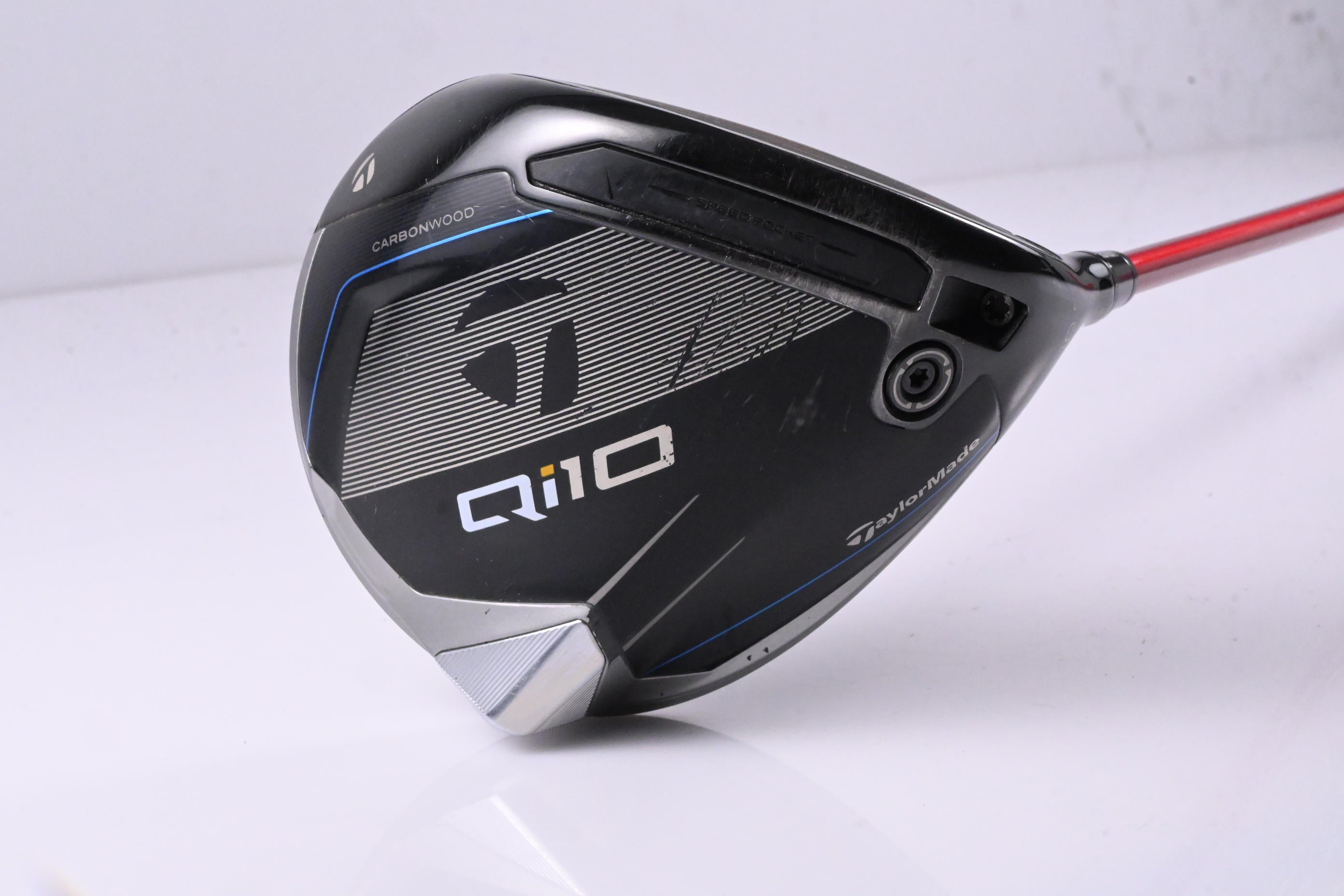 Taylormade Qi10 Driver / 10.5 Degree / Regular Flex Fujikura Ventus Red 5 Shaft