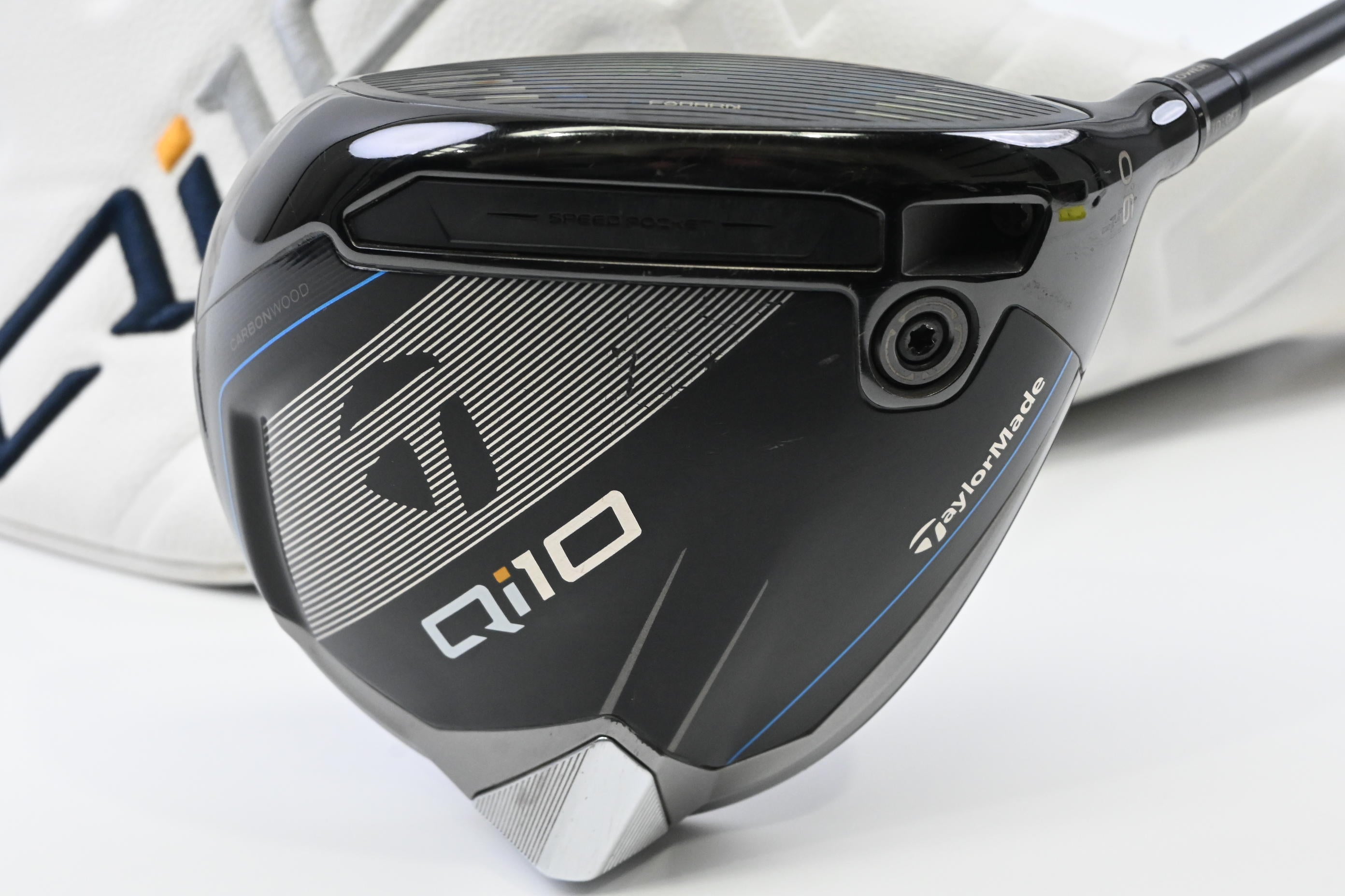 Taylormade Qi10 Driver / 9 Degree / X-Flex HZRDUS Yellow 76