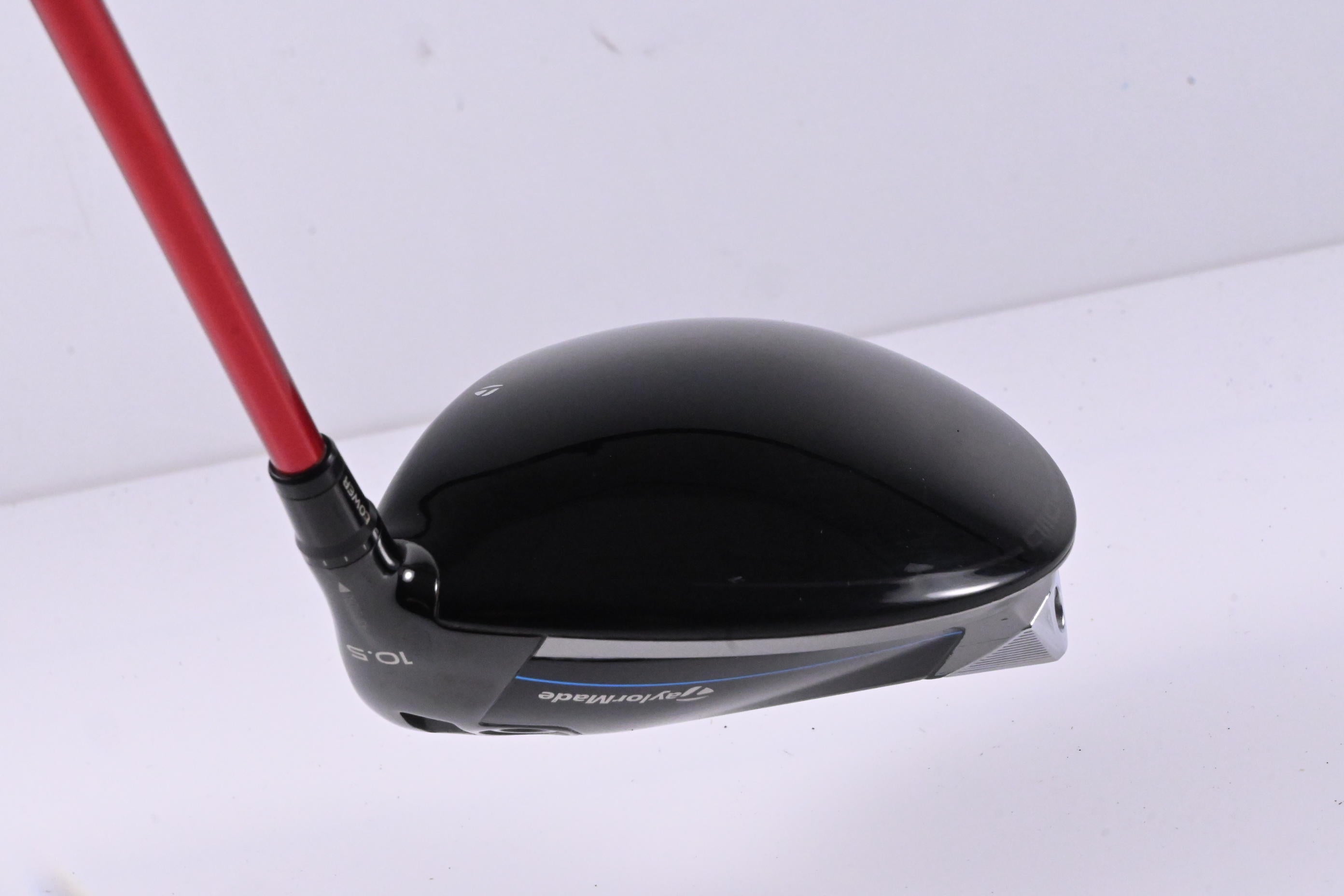 Taylormade Qi10 Driver / 10.5 Degree / Regular Flex Fujikura Ventus Red 5 Shaft