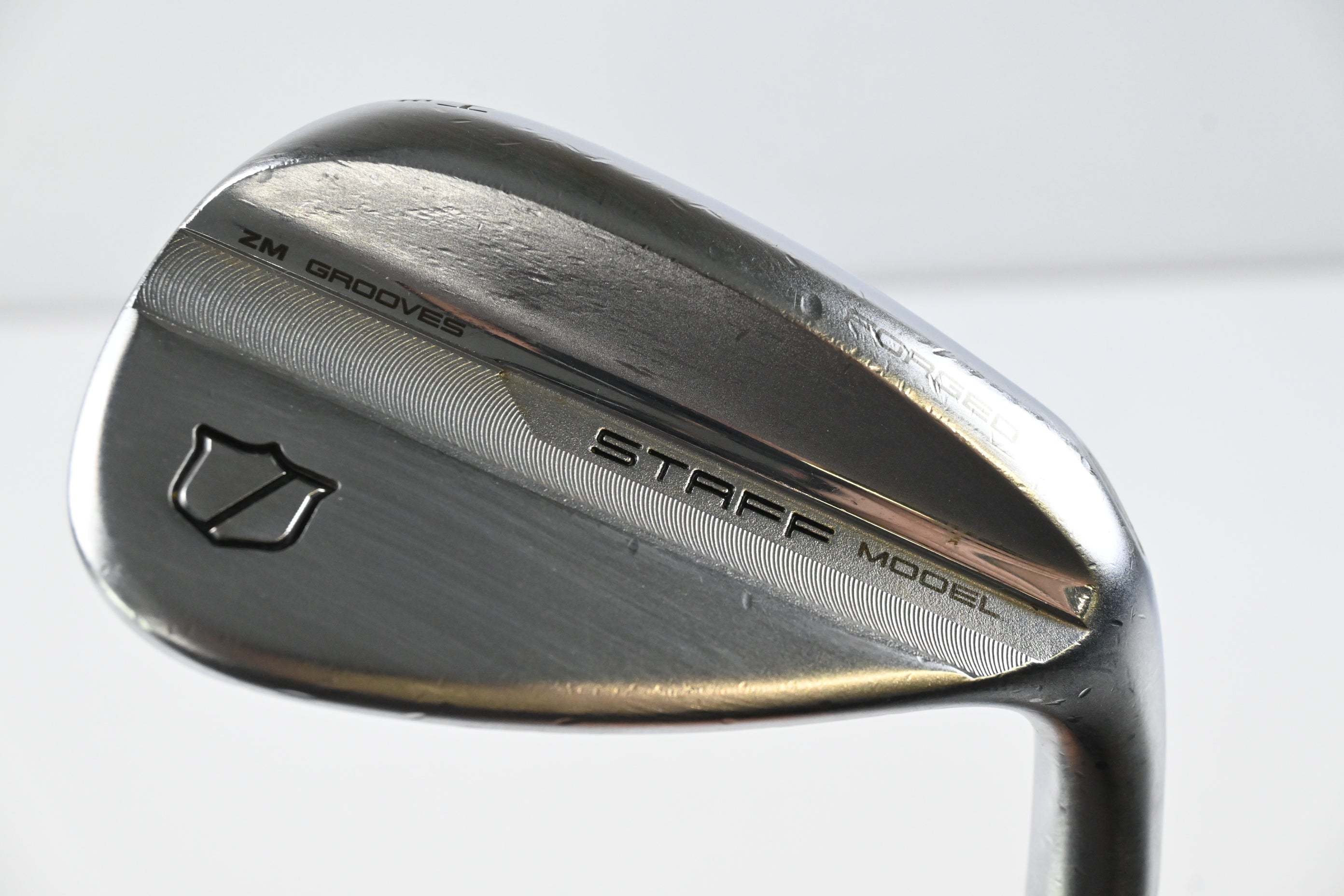 Wilson Staff Model Sand Wedge / 54 Degree / Wedge Flex Dynamic Gold Spinner