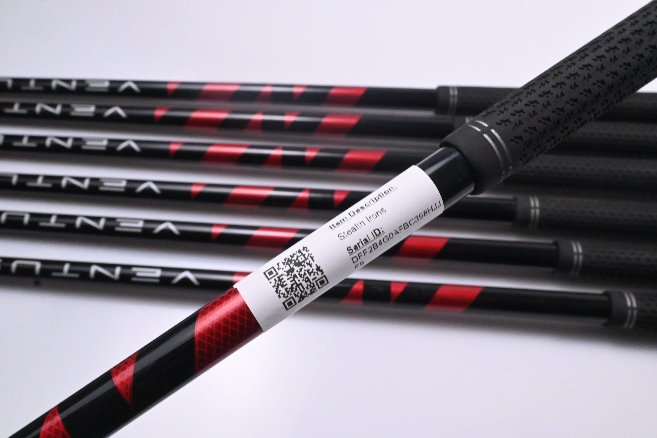 Taylormade Stealth Irons / 5-PW+SW / Regular Flex Fujikura Ventus Red 6 Shafts