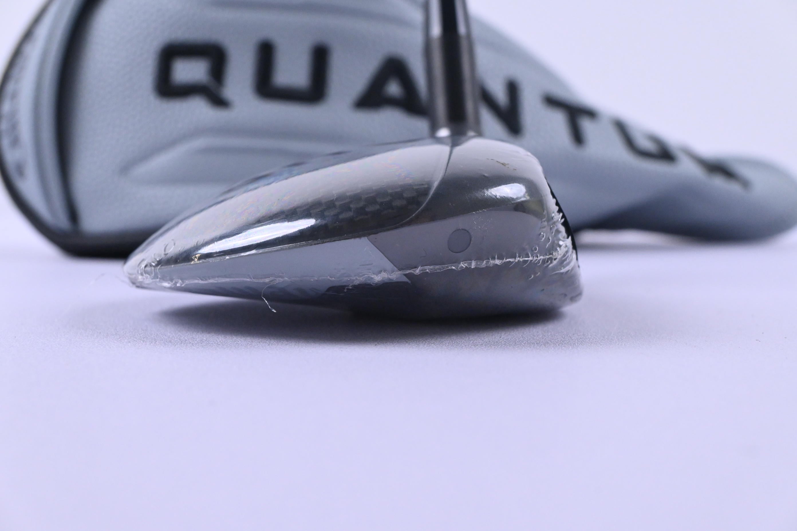 Callaway Quantum Max #7 Wood / 21 Degree / Regular Flex Denali Frost Silver 60