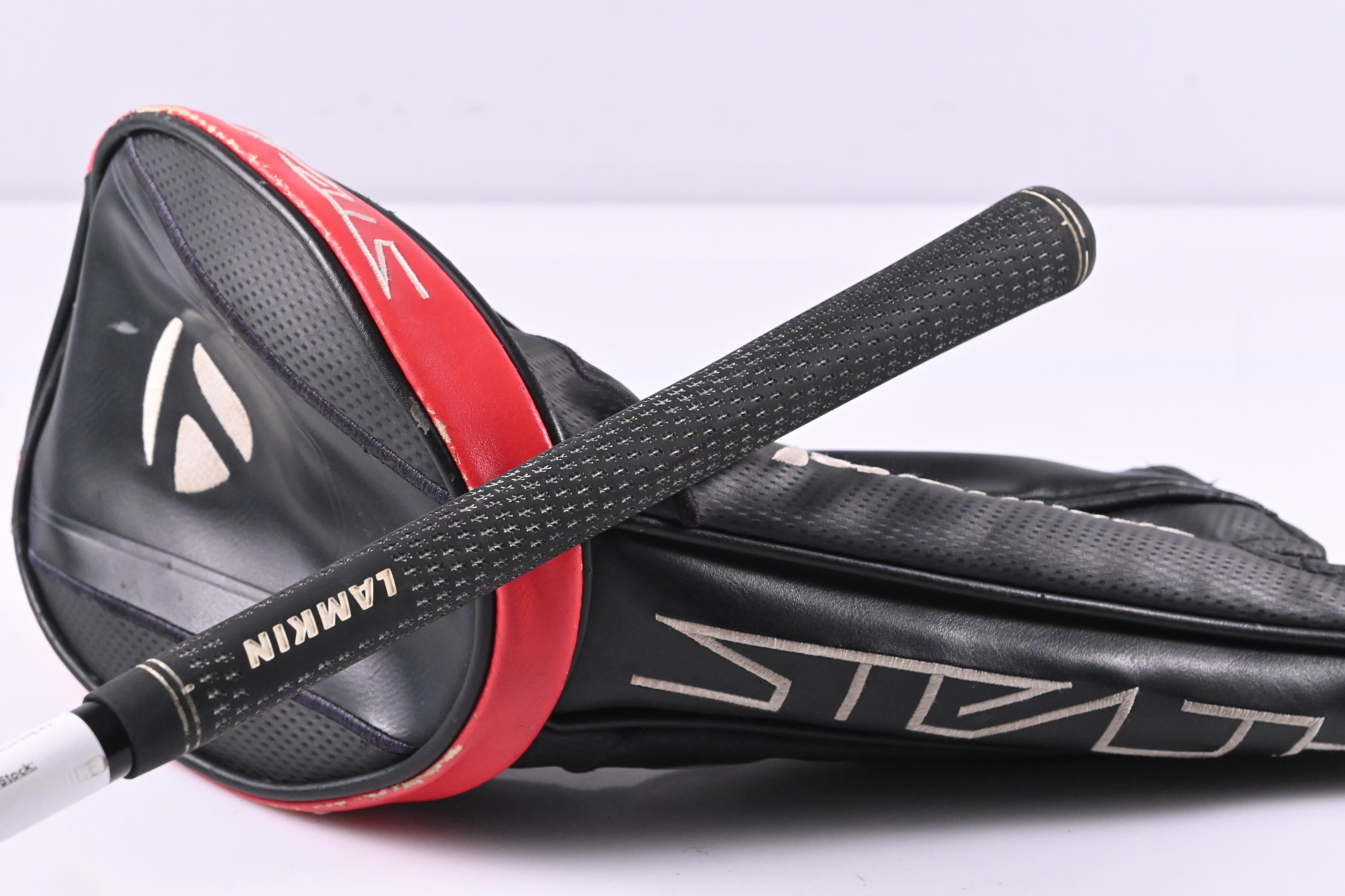 Taylormade Stealth Plus Driver / 9 Degree / Stiff Flex HZRDUS Smoke RDX Black 60