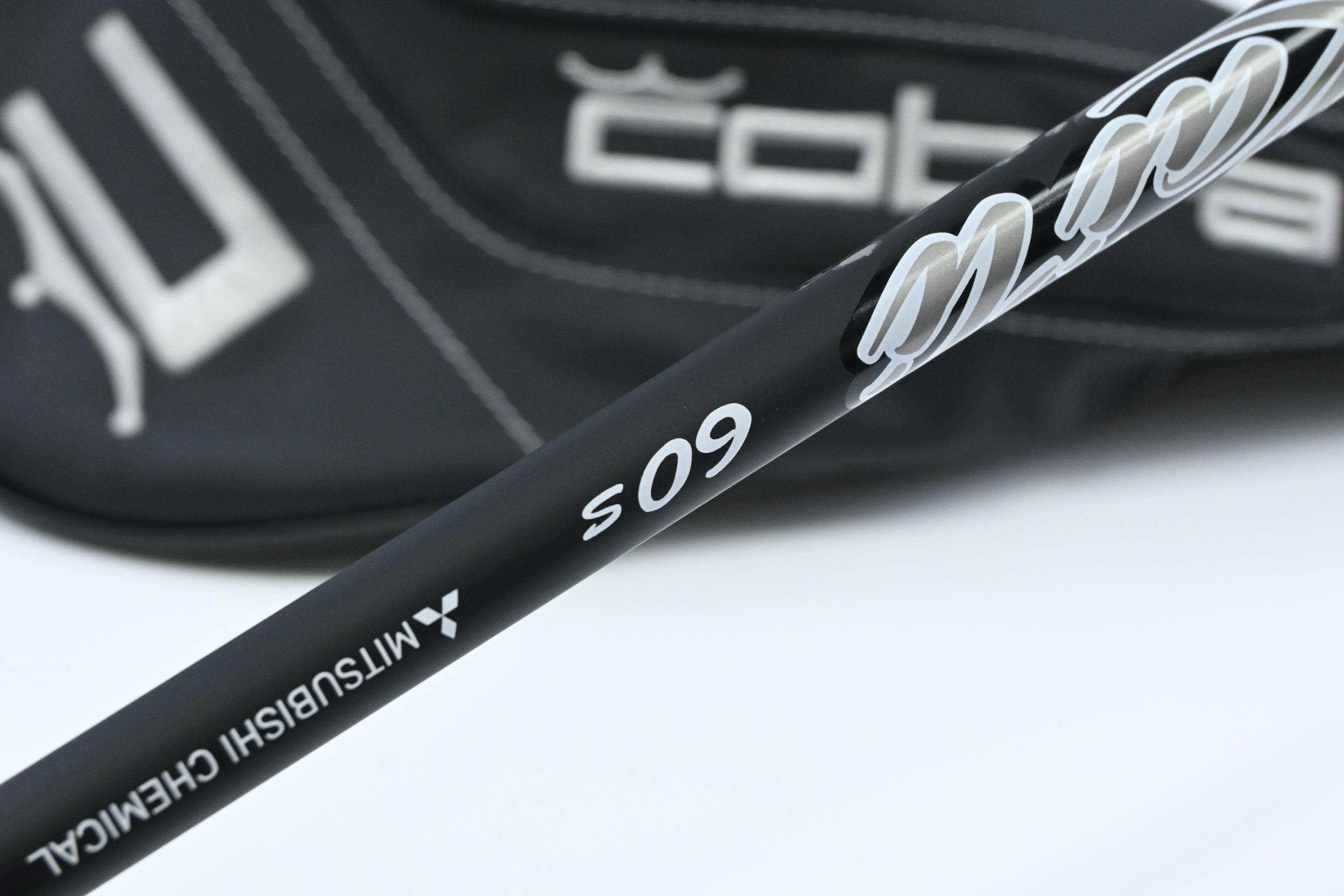 Cobra OPTM LS Driver / 9 Degree / Stiff Flex Kai'li White 60 Shaft