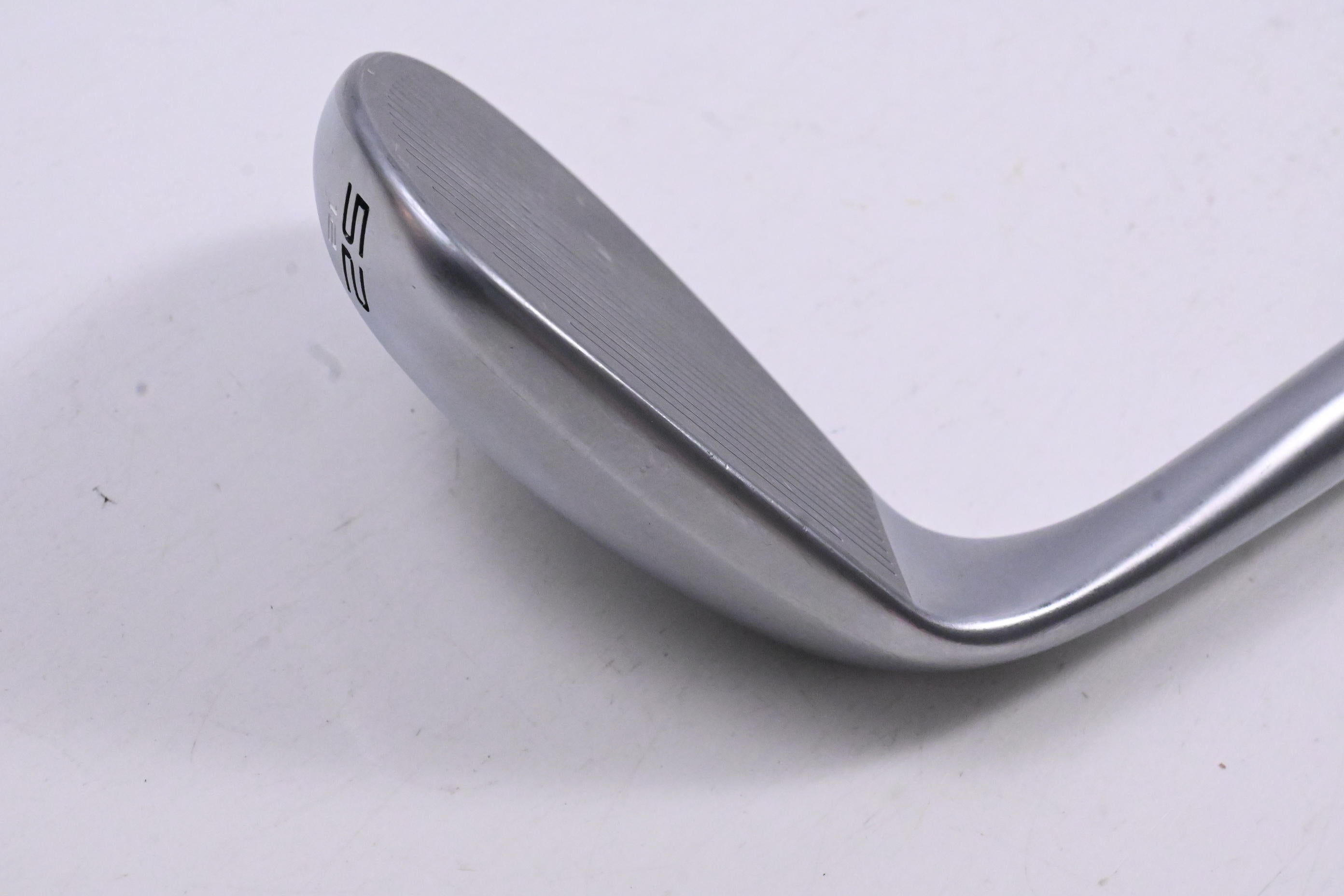 Cleveland CBX Full Face 2 Gap Wedge / 52 Degree / Senior Flex Cypher 50 Shaft