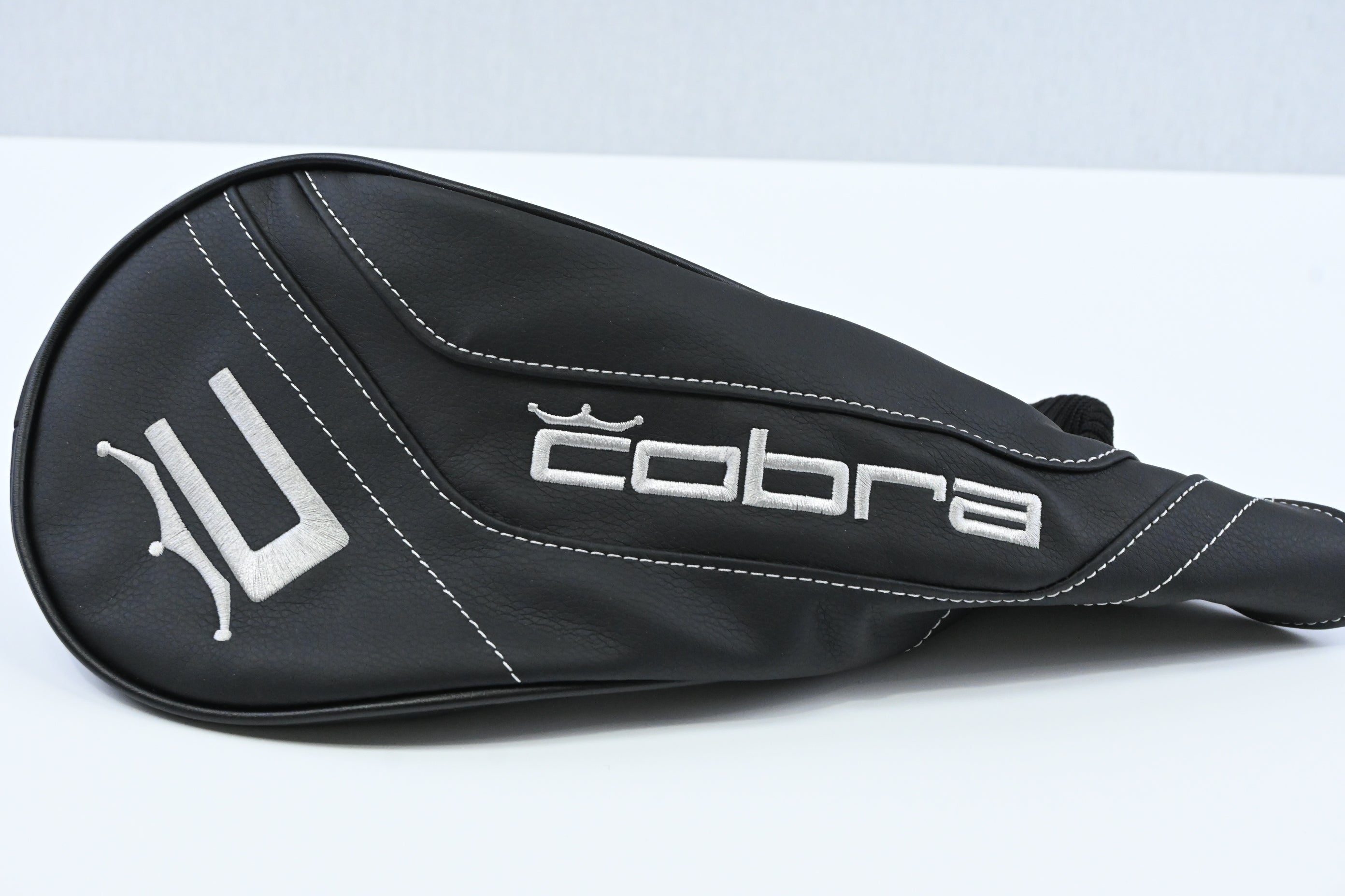Cobra OPTM LS Driver / 9 Degree / Stiff Flex Kai'li White 60 Shaft