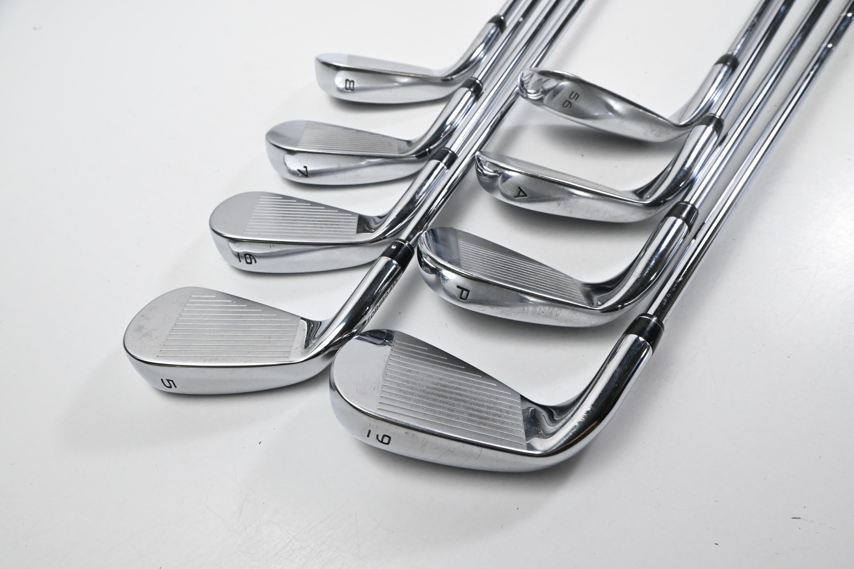Callaway Paradym X Irons / 5-PW+GW+SW / Regular Flex Elevate MPH 95 Shafts