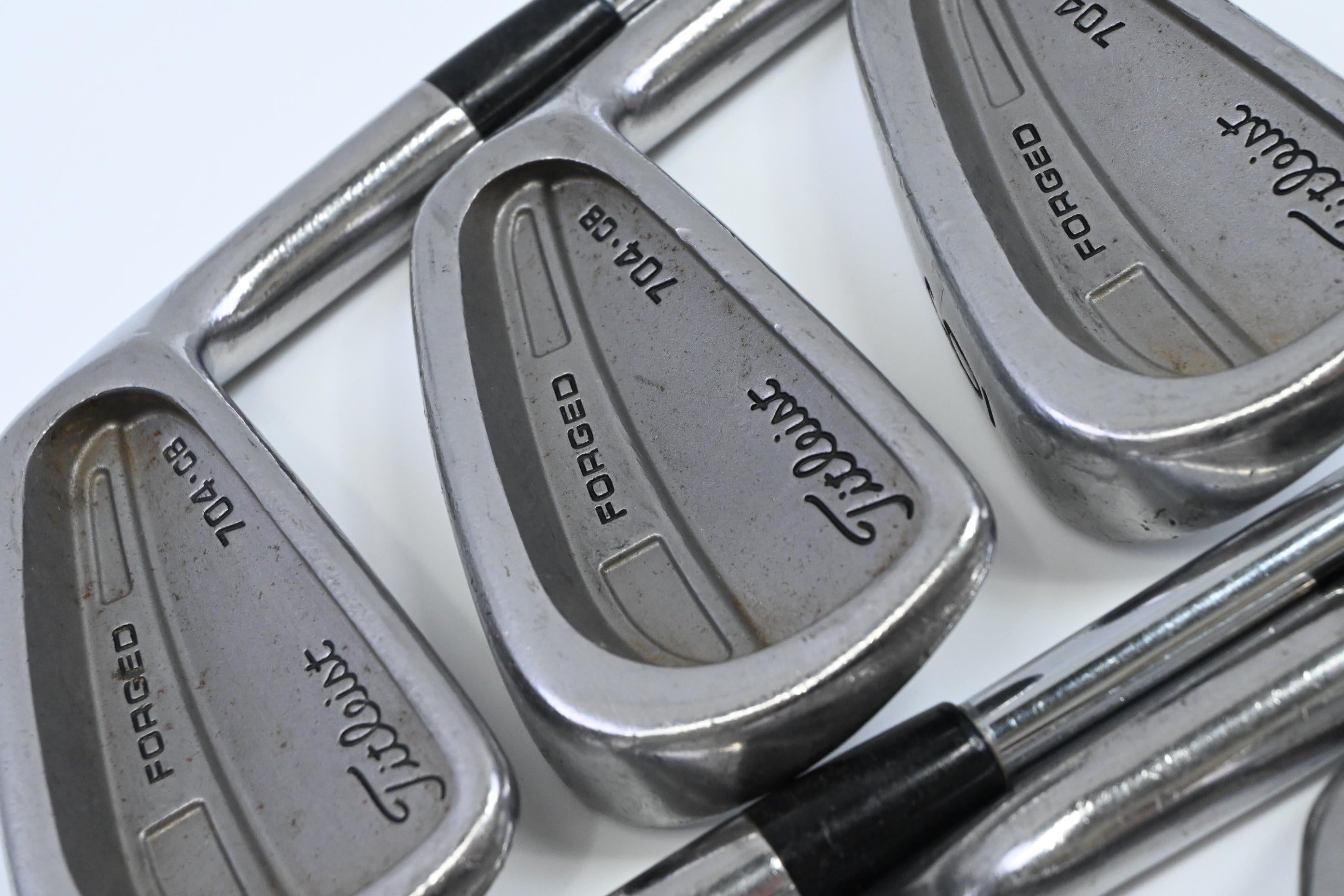 Titleist 704.CB Irons / 4-PW / Regular Flex Dynamic Gold R300 Shafts