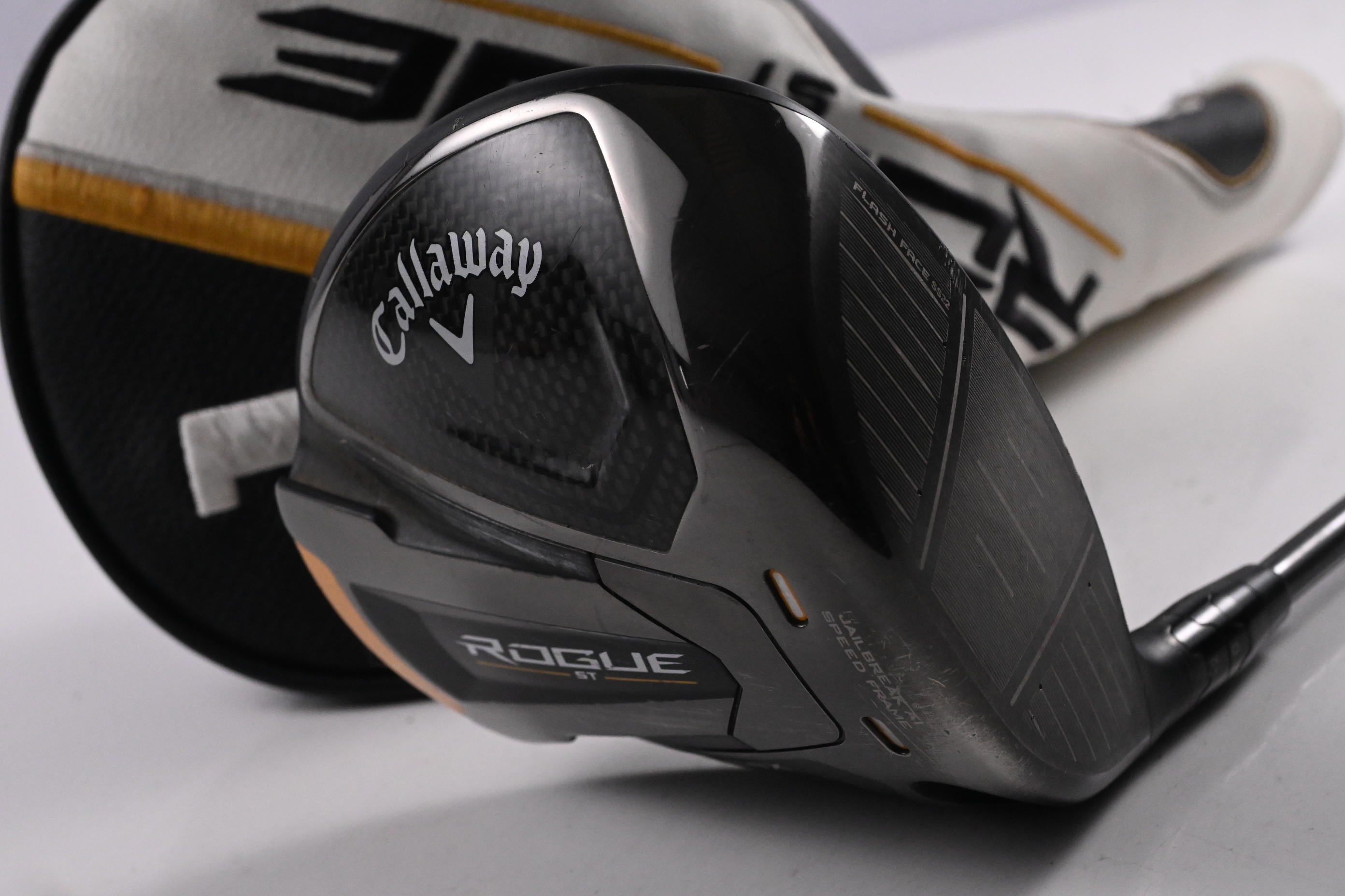 Callaway Rogue ST MAX Driver / 10.5 Degree / Senior Flex Evenflow Riptide 50