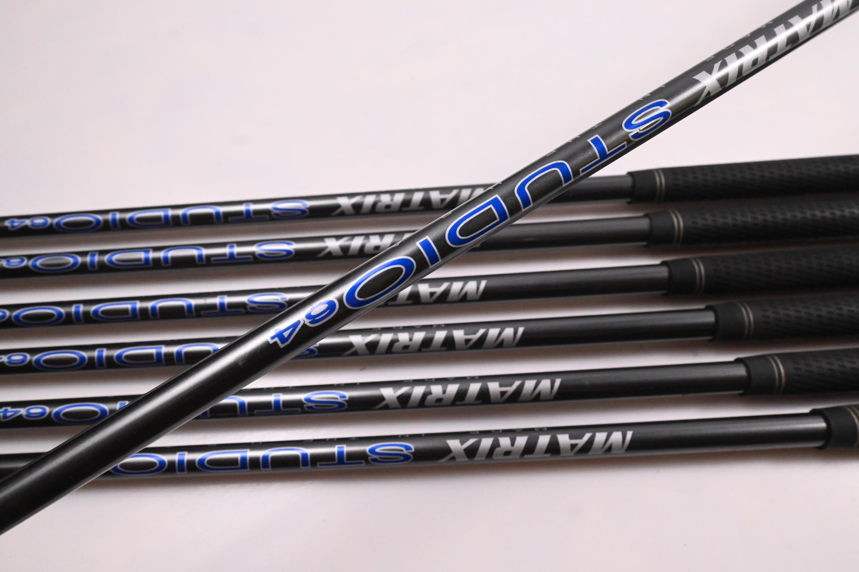 KZG Irons / 5-PW+56° / Regular Flex Matrix Ozik Studio 64 Shafts