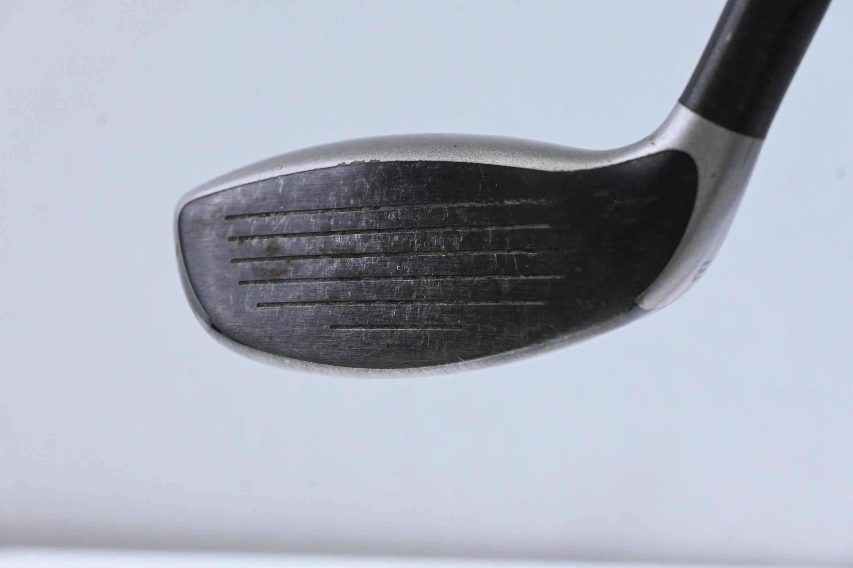 Taylormade SLDR-S #3 Hybrid / 19 Degree / Stiff Flex Fujikura Speeder 72 Shaft