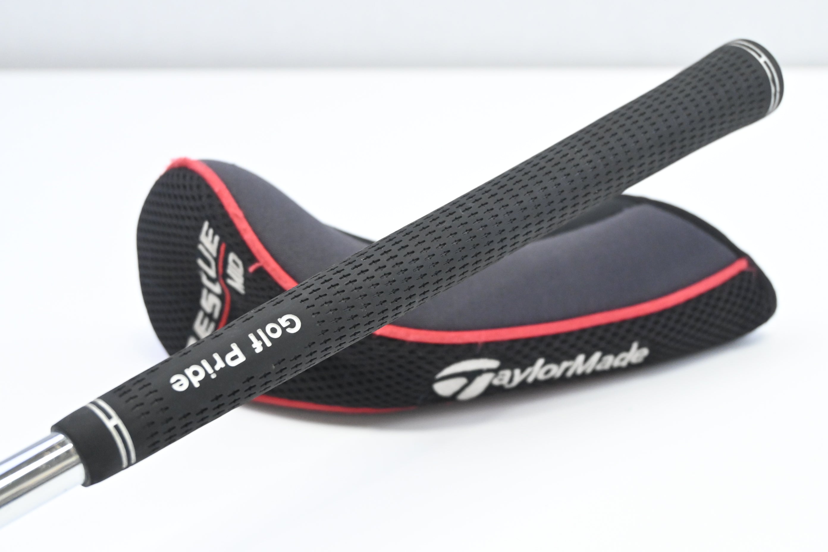 Taylormade Rescue Mid #3 Hybrid / 19 Degree / Stiff Flex Rifle Flighted Shaft