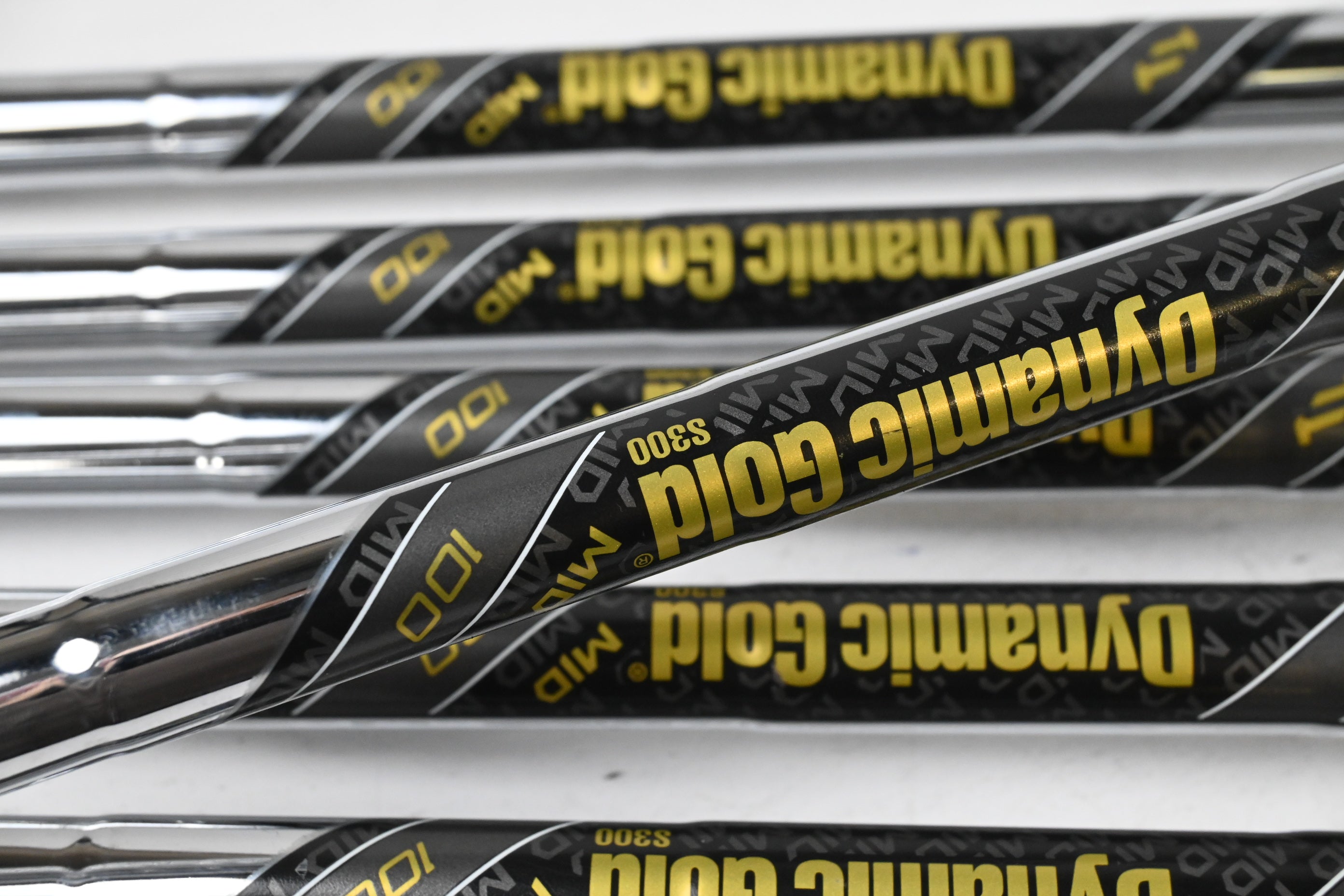 Callaway Elyte Irons / 4-PW / Stiff Flex Dynamic Gold Mid S300 100 Shafts