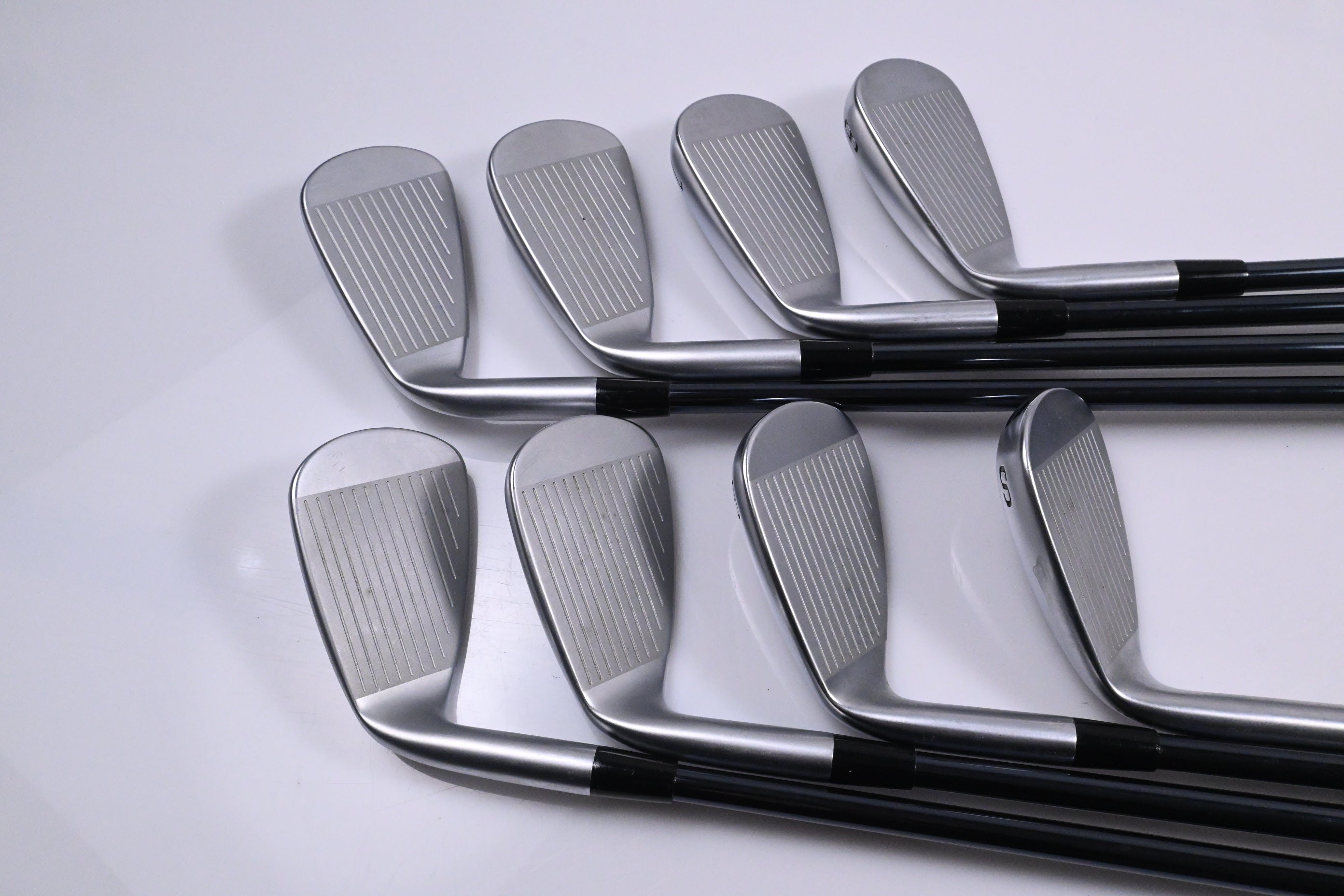Mizuno JPX 925 Hot Metal HL Irons / 5-PW+GW+SW / Regular Flex UST Recoil Dart 60