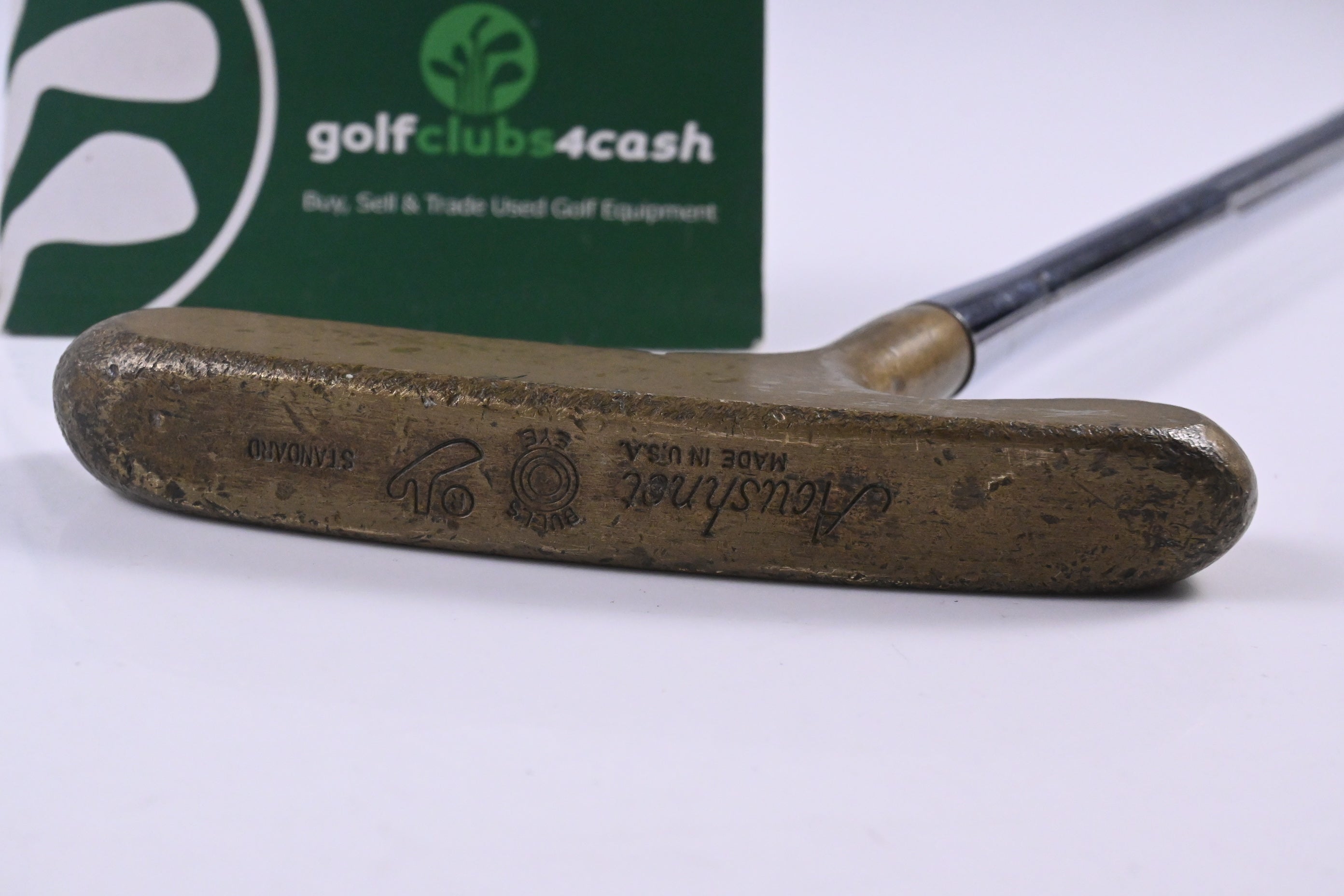 Acushnet Bullseye Putter / 35 Inch
