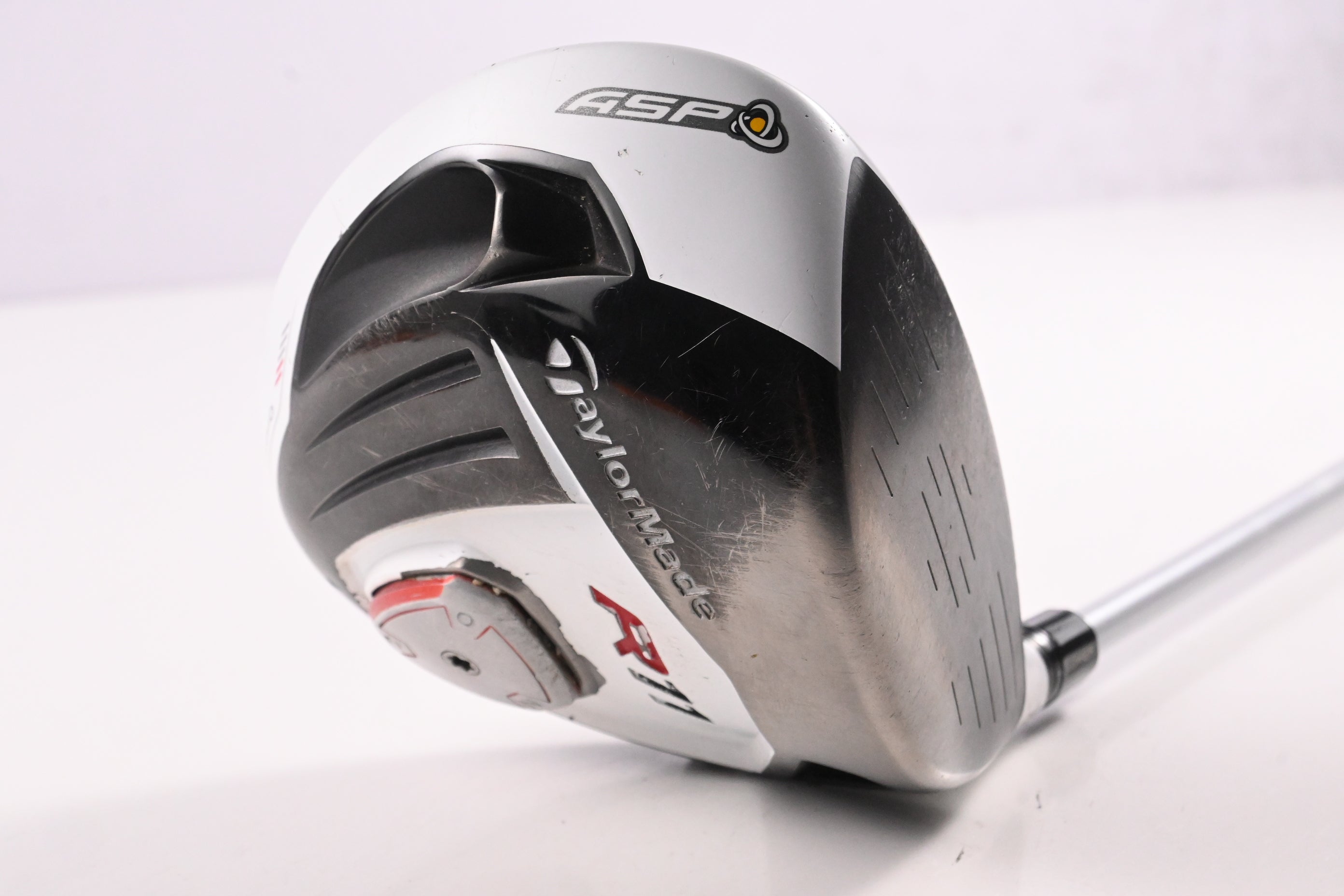 Taylormade R11 Driver / 9 Degree / Stiff Flex Project X PXv Shaft
