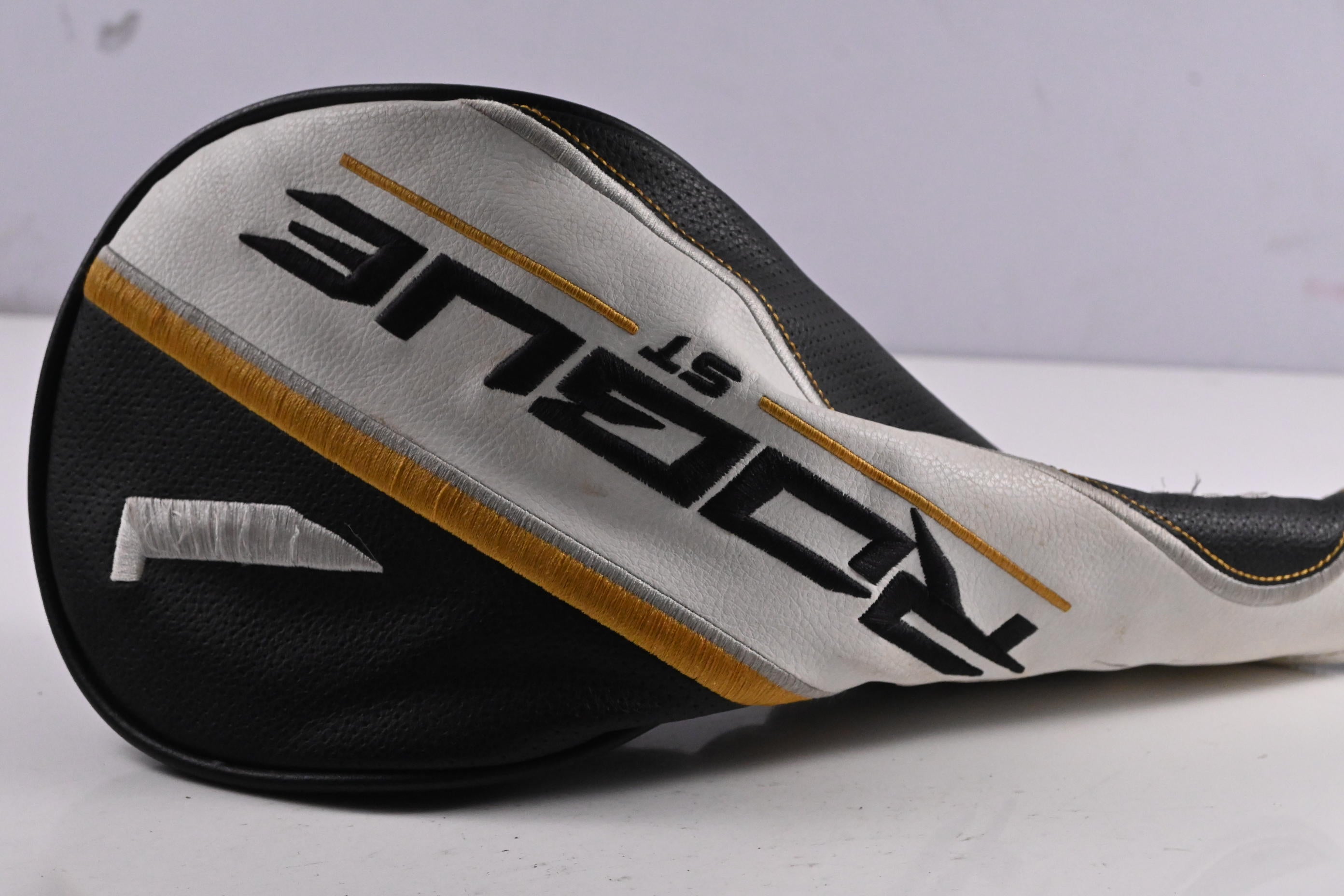 Callaway Rogue ST MAX Driver / 10.5 Degree / Senior Flex Evenflow Riptide 50