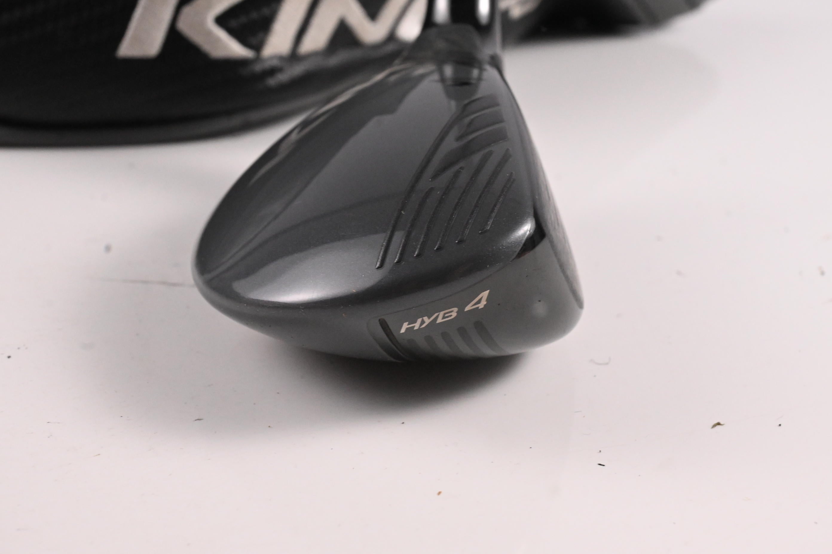 Cobra King F8 #4 Hybrid / 22 Degree / Stiff Flex Aldila Rogue Pro 75 Shaft