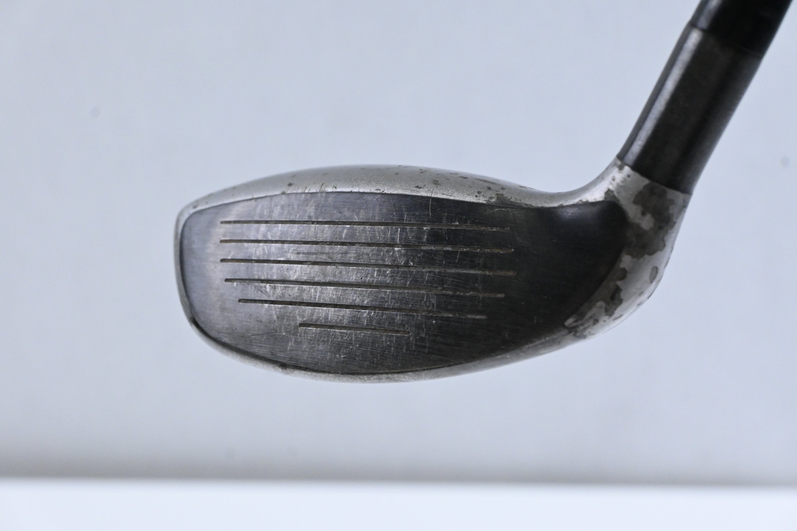 Taylormade SLDR-S #4 Hybrid / 22 Degree / Regular Flex Fujikura Speeder 72 Shaft