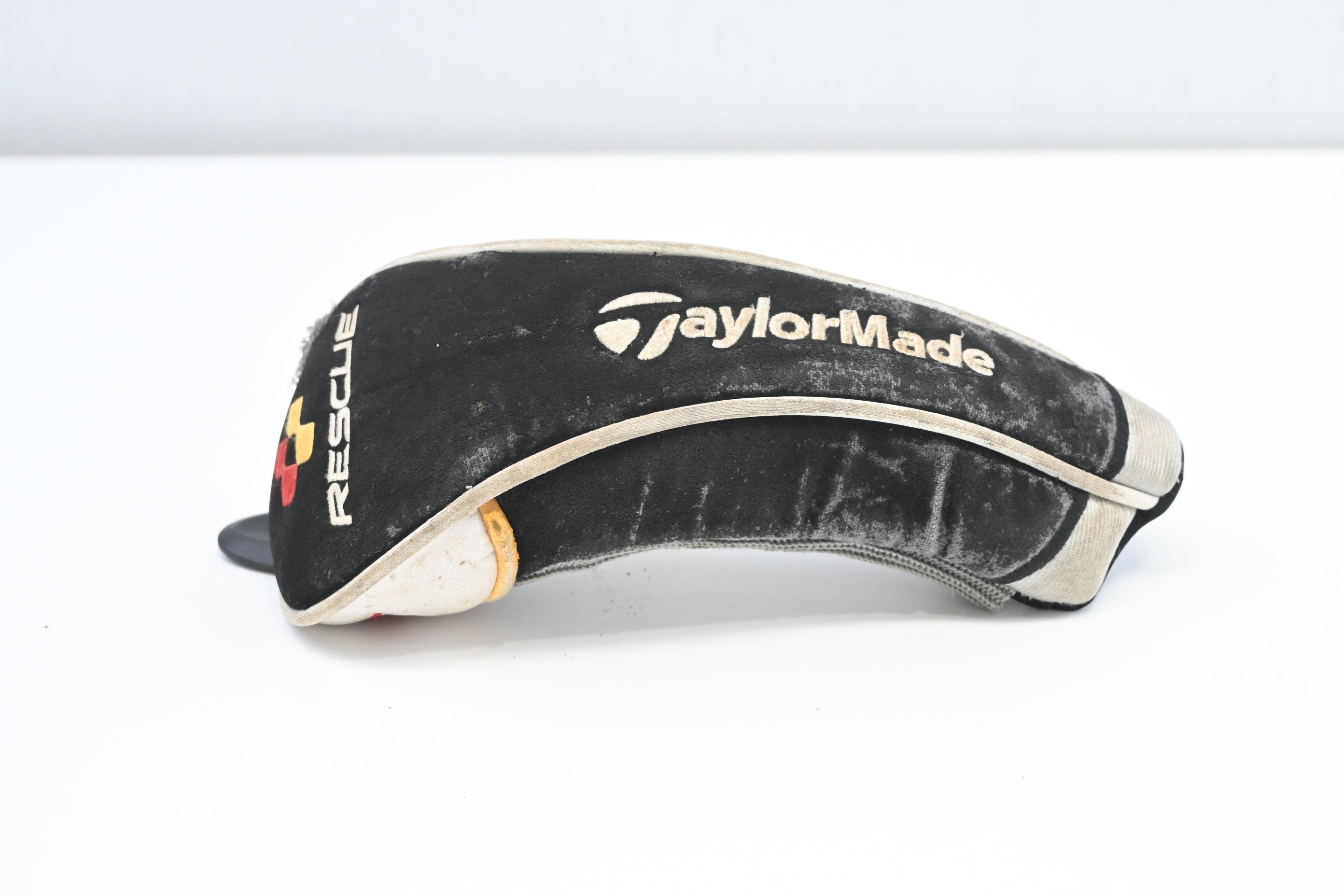 Taylormade Rescue 2009 #3 Hybrid / 19 Degree / Regular Flex Aldila Reax 65 Shaft