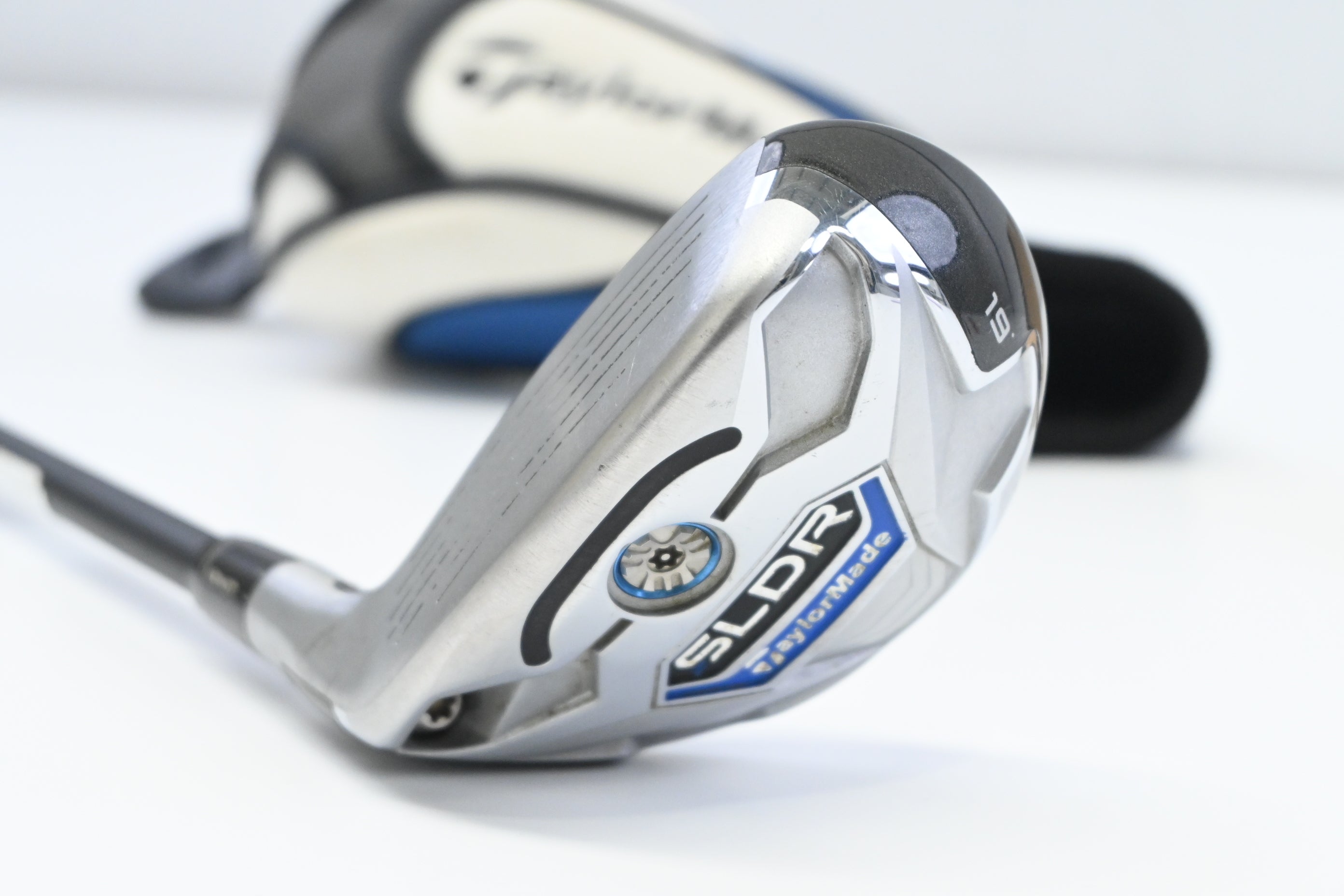 Left Hand Taylormade SLDR #3 Hybrid / 19 Degree / Stiff Flex Fujikura Speeder 82