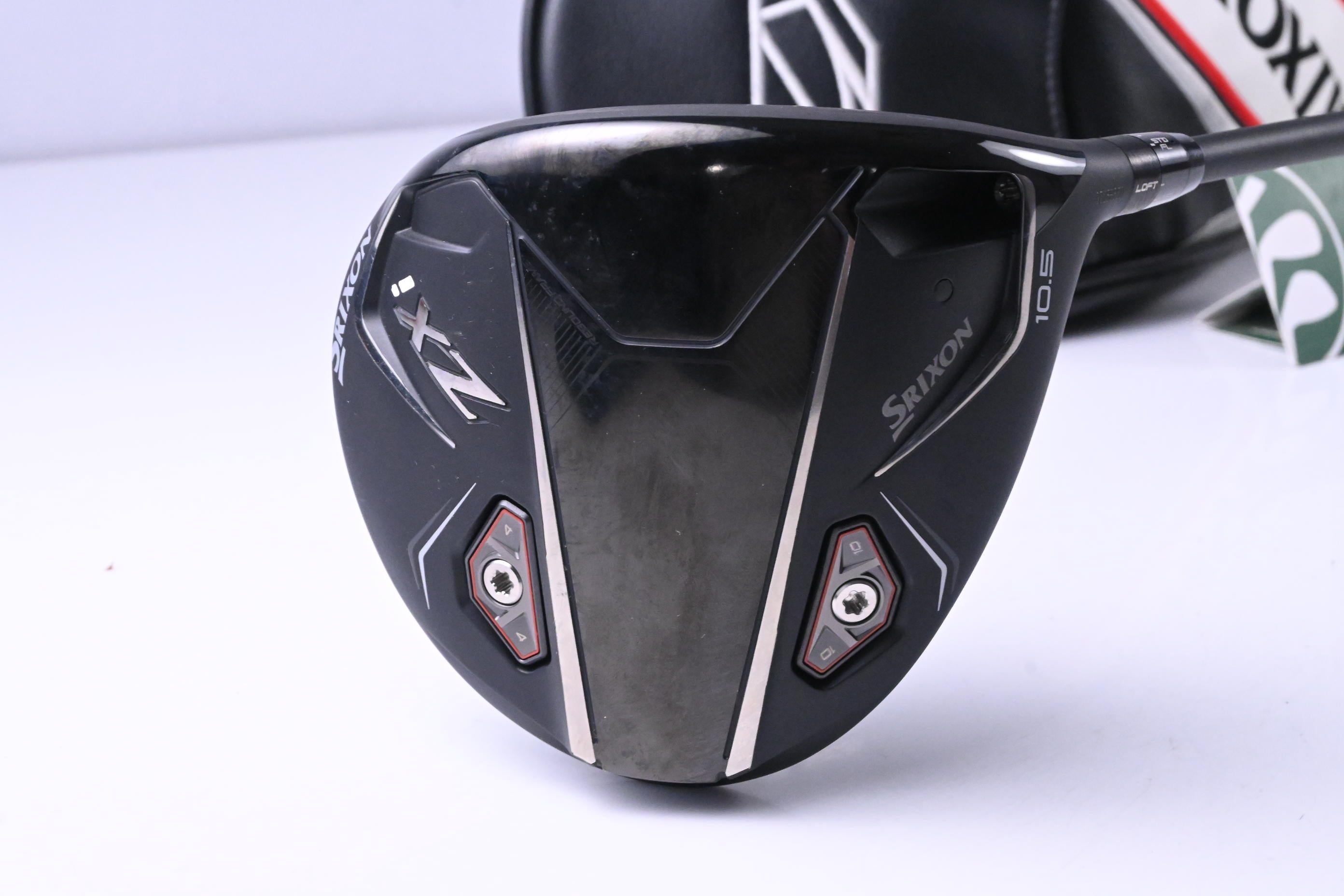 Srixon ZXi Driver / 10.5 Degree / Stiff Flex HZRDUS Black Gen 5 60
