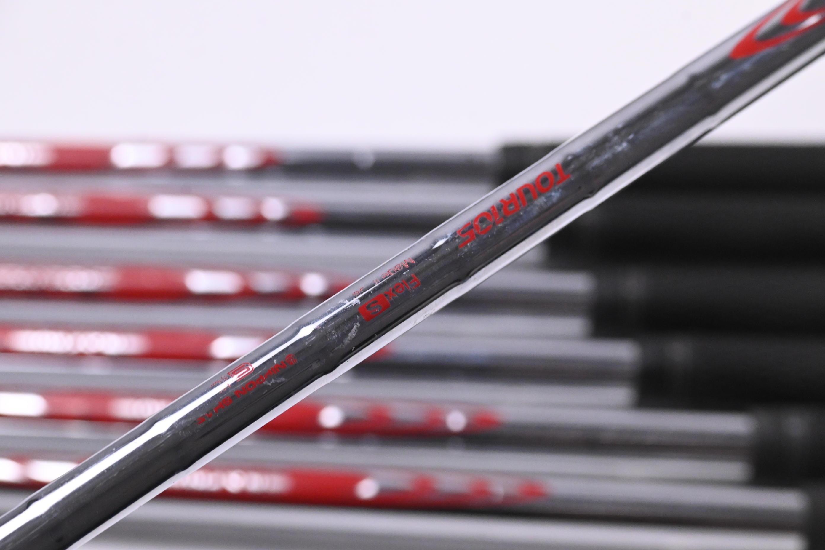 Honma TR20 V Irons / 4-PW / Stiff Flex N.S.Pro Modus³ Tour 105 Shafts