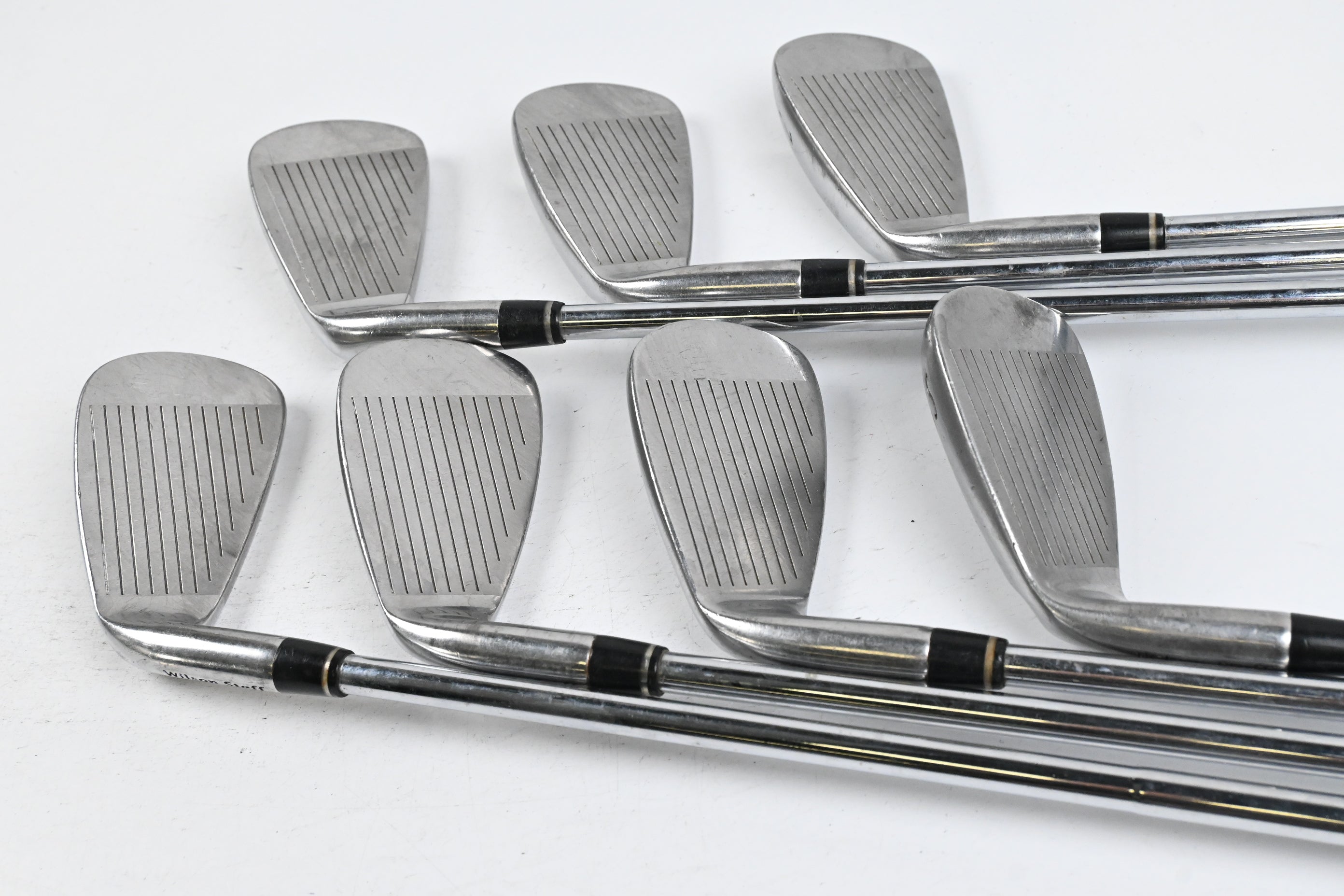 Wilson D100 Irons / 5-PW+SW / Uniflex Steel Shafts