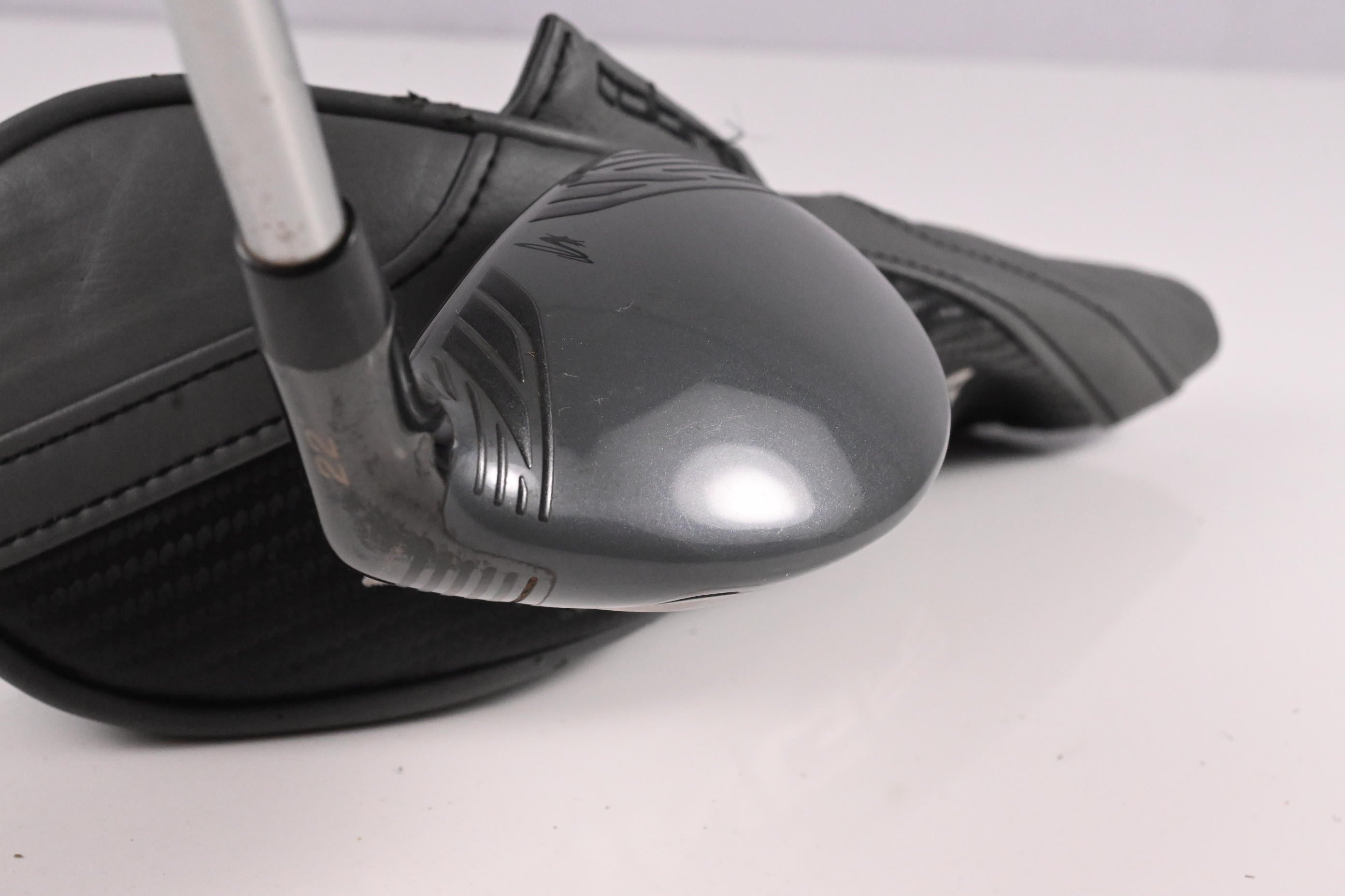 Cobra King F8 #4 Hybrid / 22 Degree / Stiff Flex Aldila Rogue Pro 75 Shaft