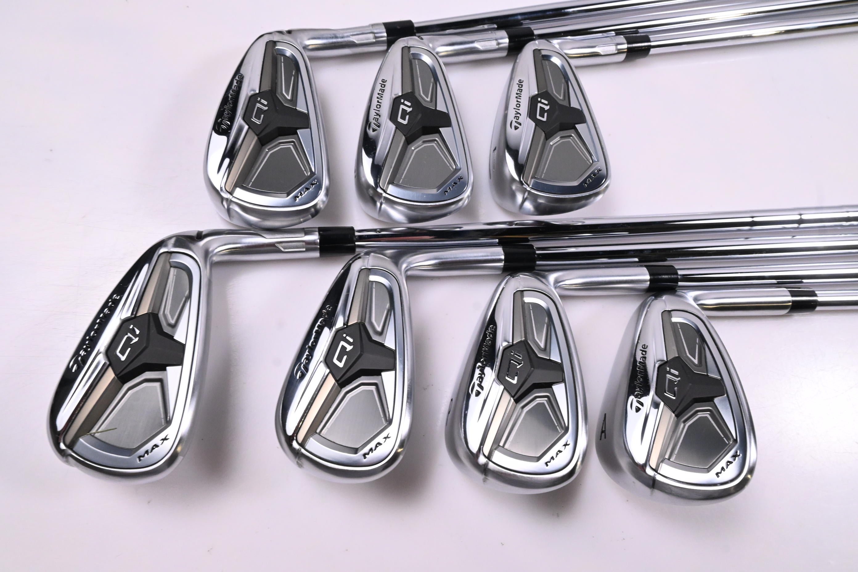 Taylormade Qi Max Irons / 5-PW+GW / Stiff Flex Dynamic Gold 105 S300 Shafts
