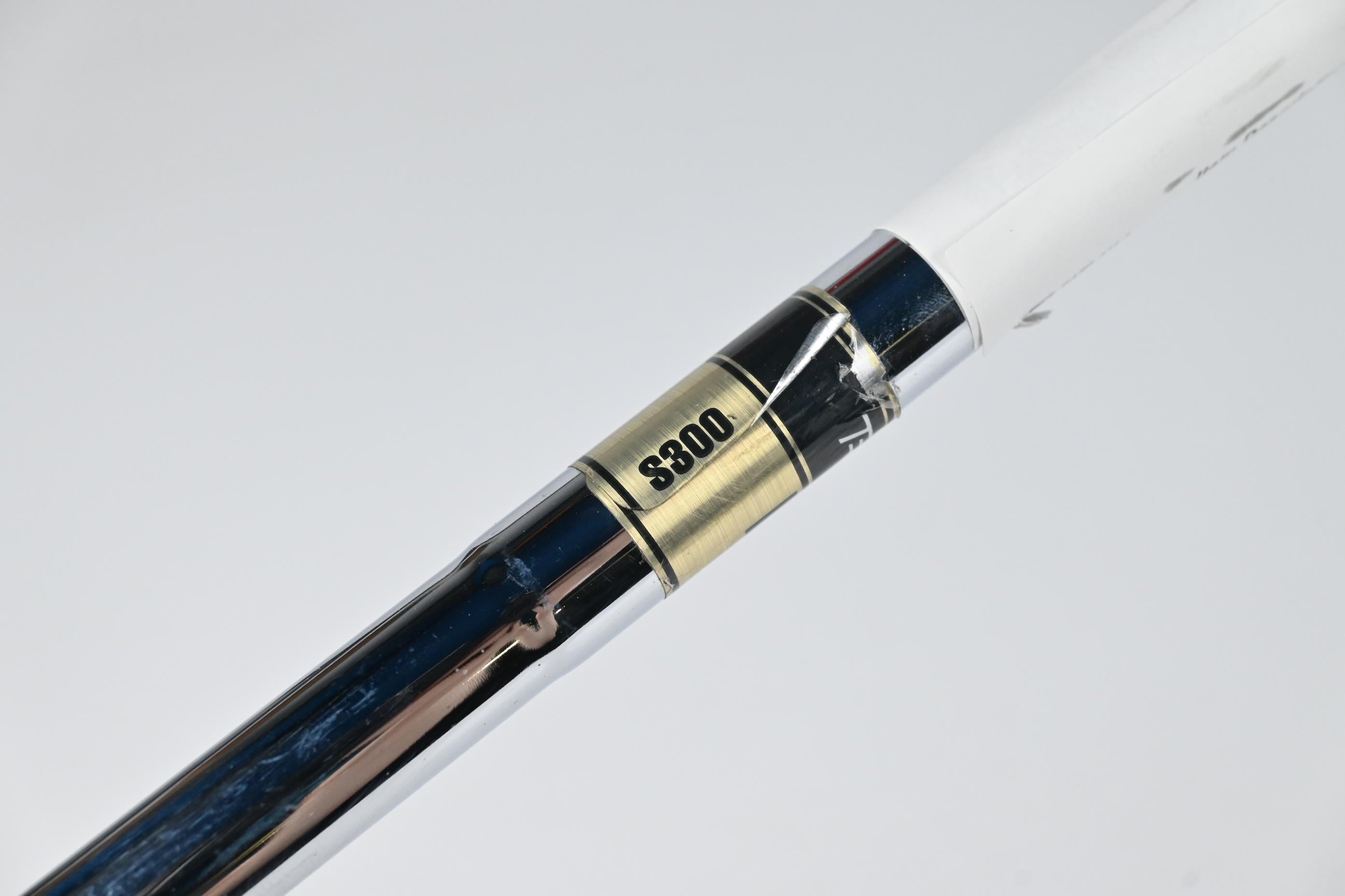 Taylormade SIM UDI #2 Iron / 18 Degree / Stiff Flex Dynamic Gold S300 Shaft