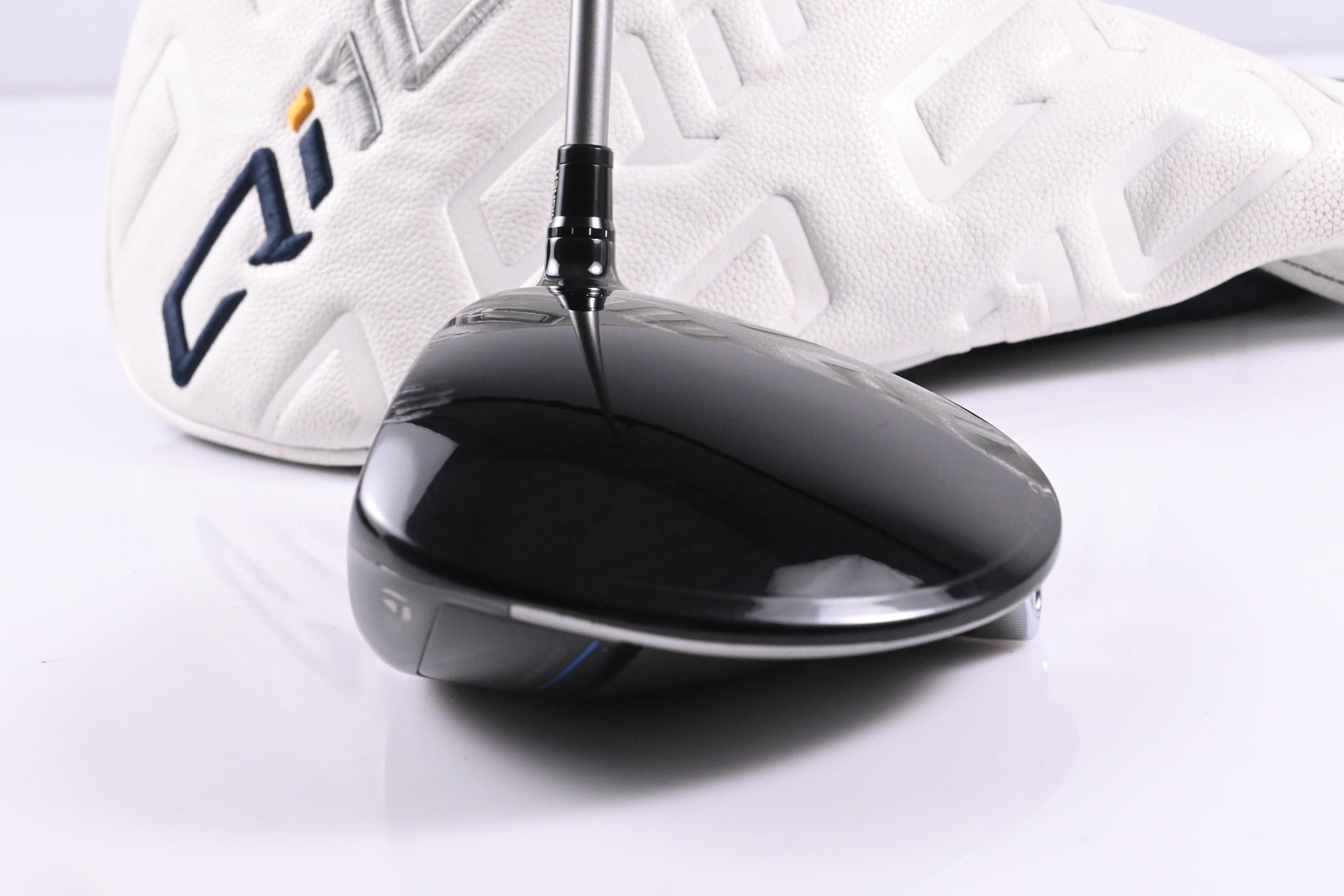 Left Hand Taylormade Qi10 Driver / 10.5 Degree / Senior Flex SpeederNX TCS 50