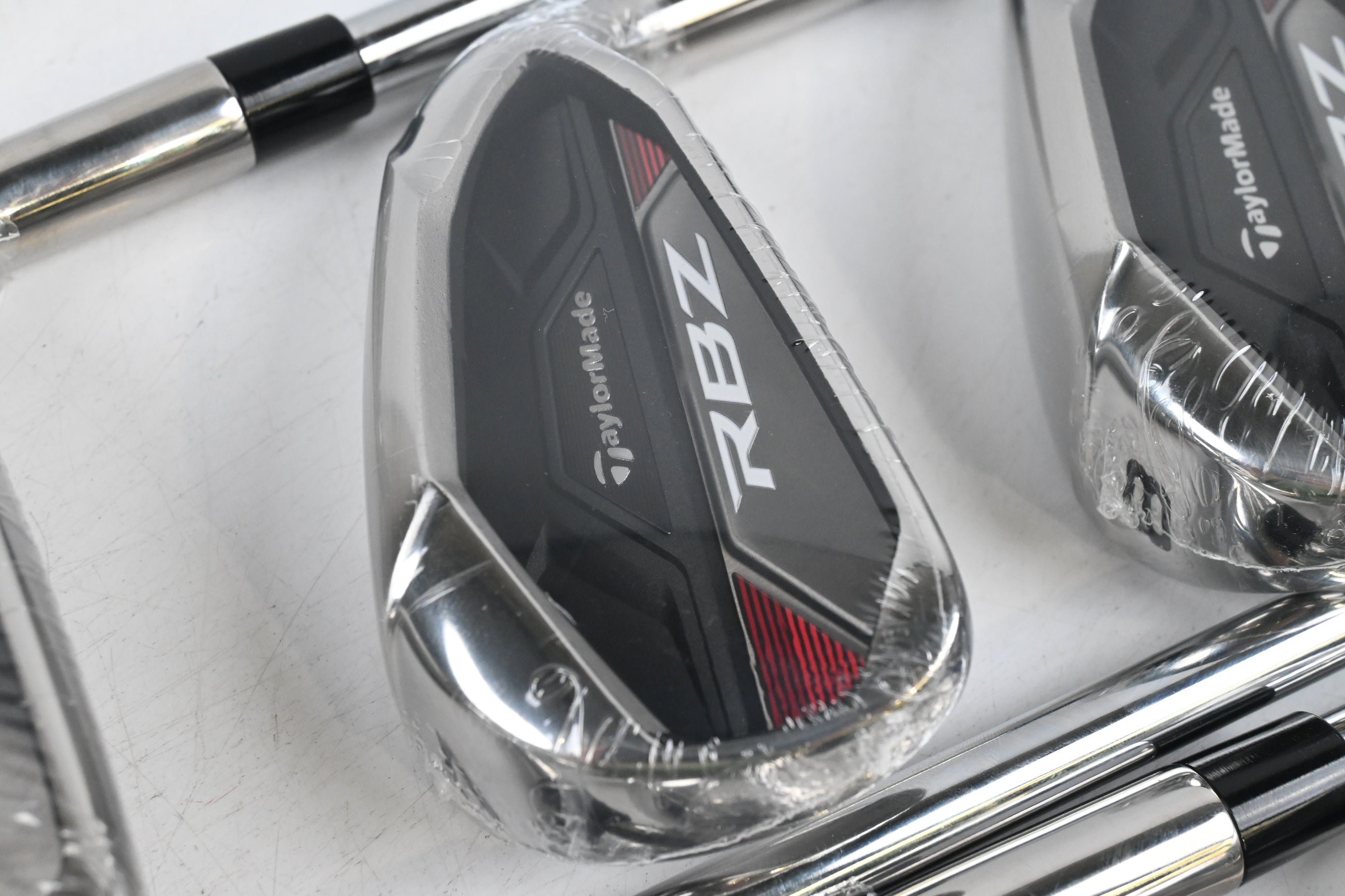 Taylormade RBZ Irons / 6-PW+SW / Regular Flex Taylormade RBZ Shafts
