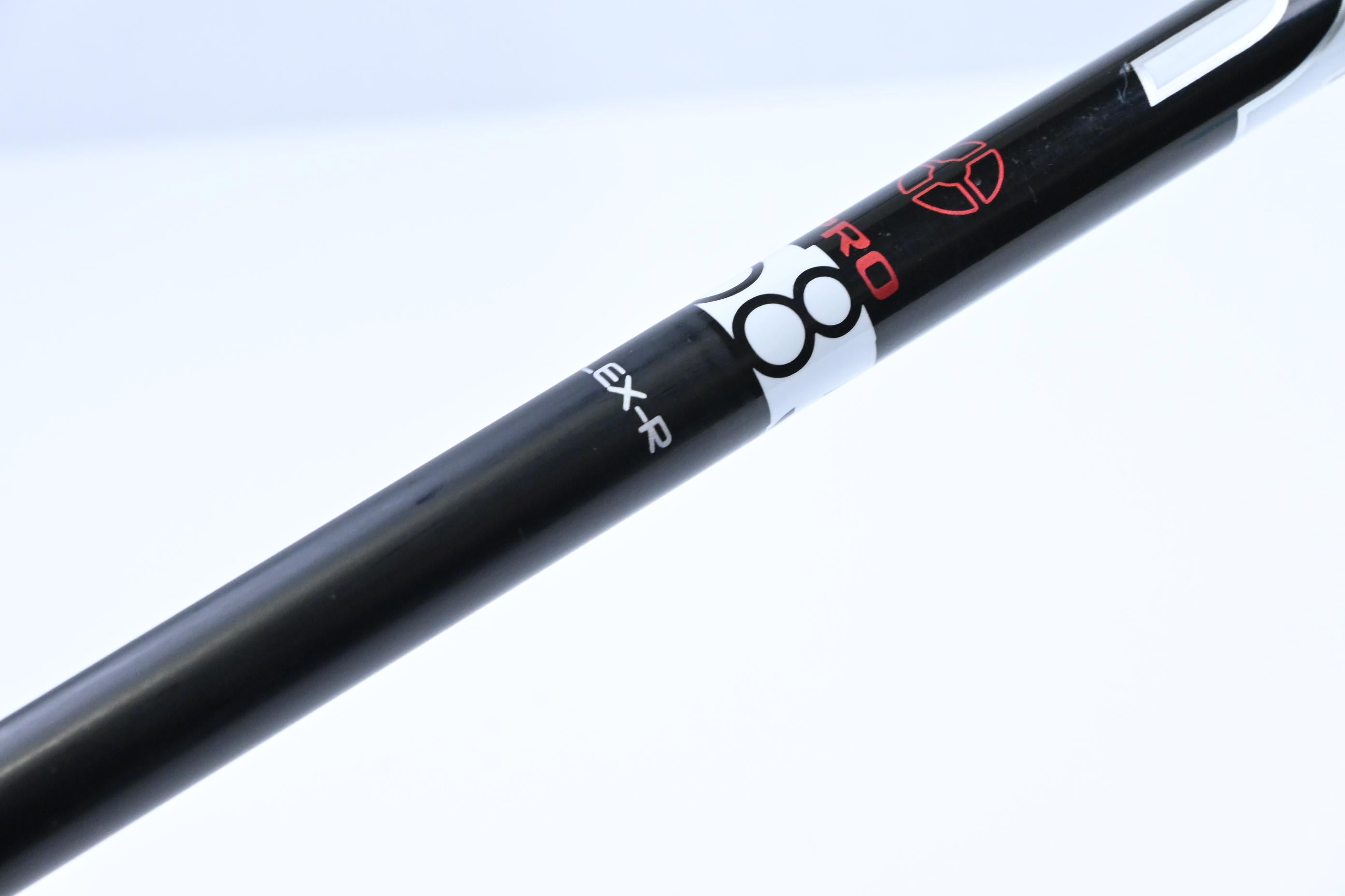 Wilson Staff C300 Driver / 10.5 Degree / Regular Flex Fujikura Speeder Pro 58