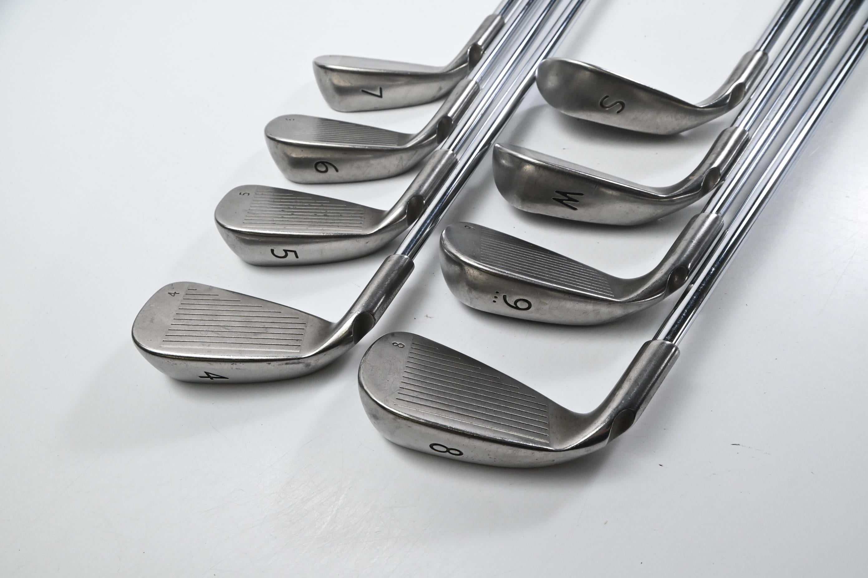 Ping G15 Irons / 4-PW+SW / Yellow Dot / Regular Flex Ping AWT Shafts