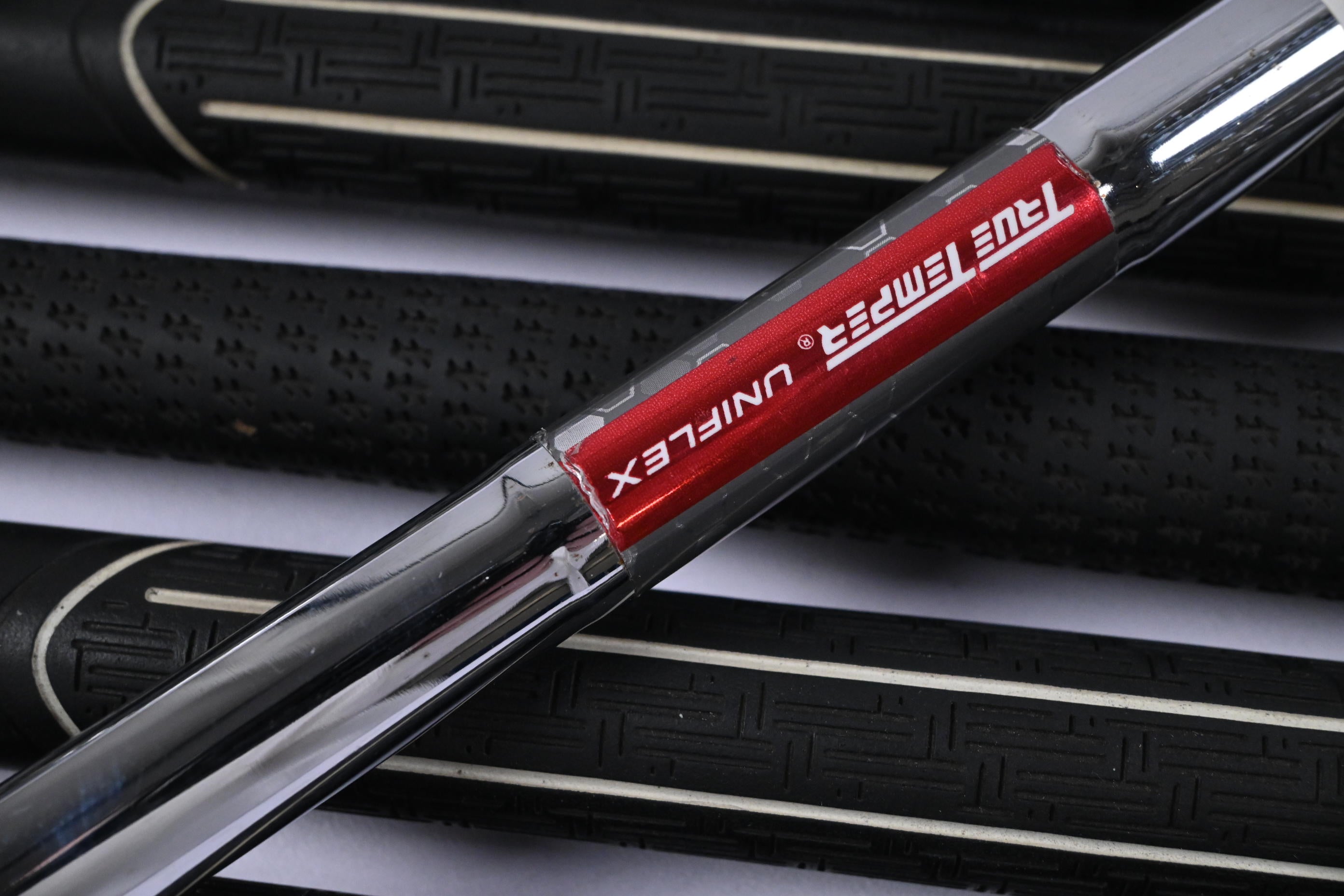 Wilson D200 Irons / 5-PW+SW / Uniflex True Temper Wilson SL 75 Shafts