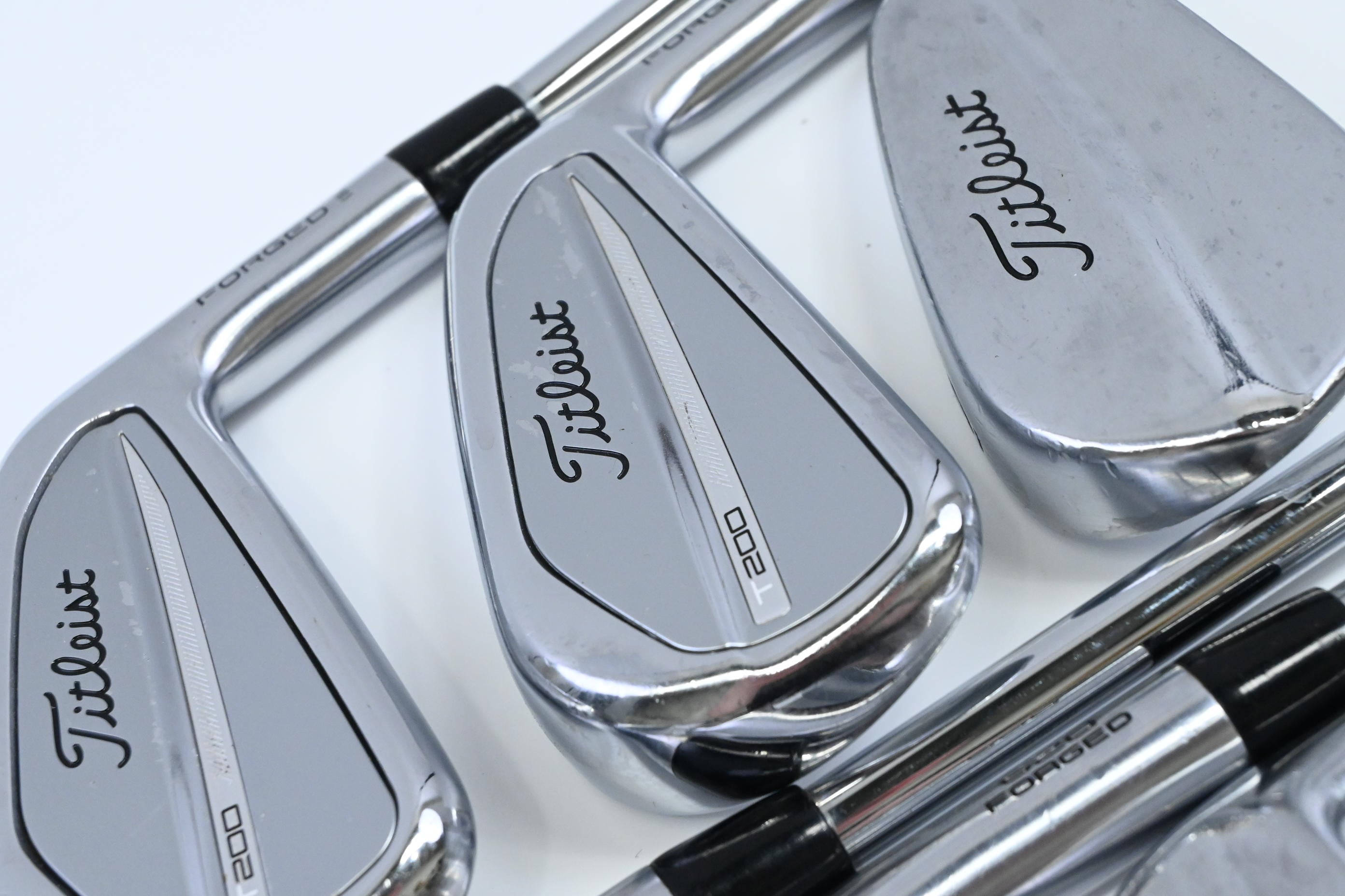 Titleist MB 620/T200 2023 Combo Irons / 4-PW / Stiff Flex AMT Black S300 Shafts