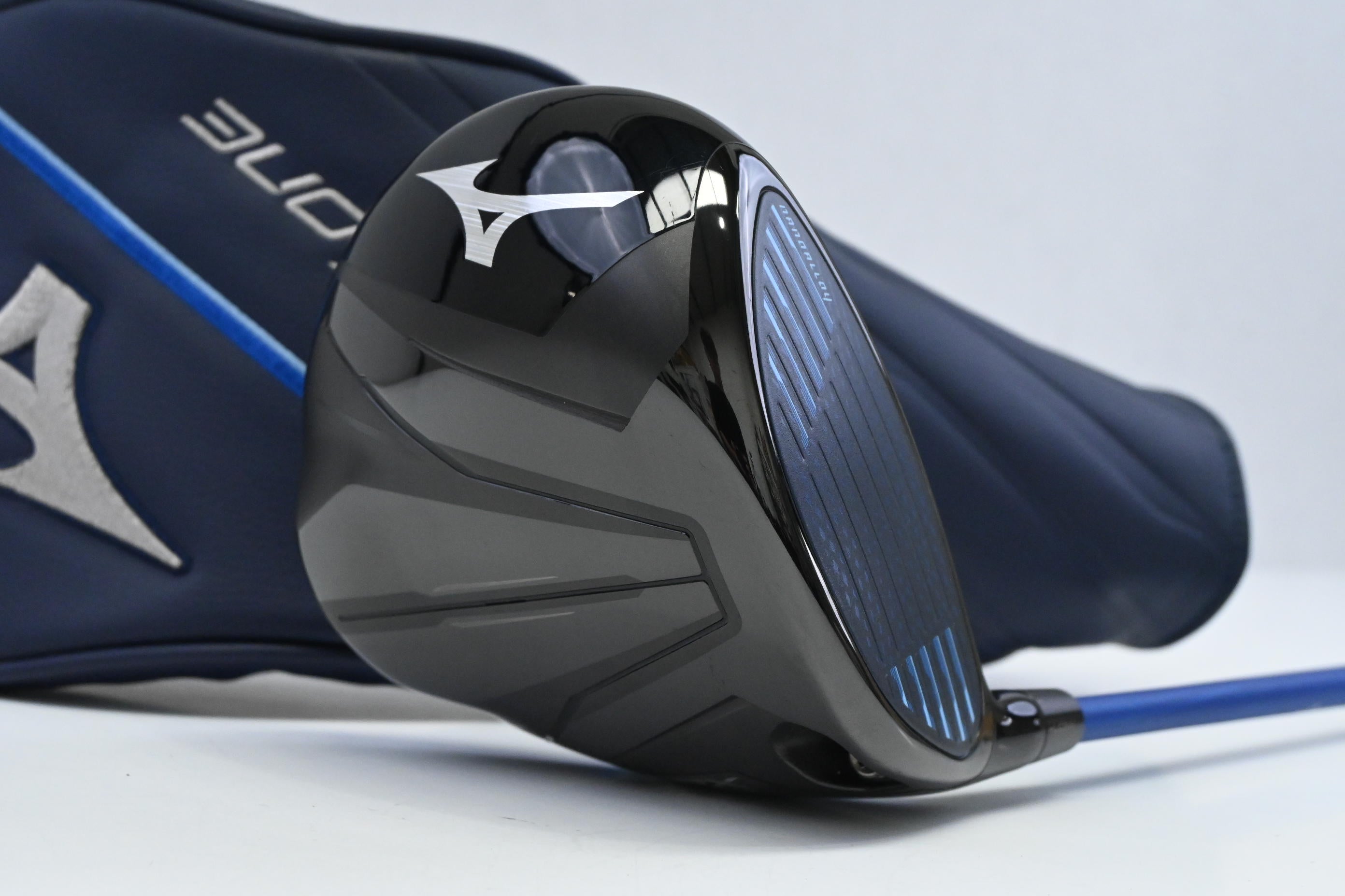 Mizuno JPX One Driver / 10.5 Degree / Regular Flex Denali Frost Blue 50 Shaft